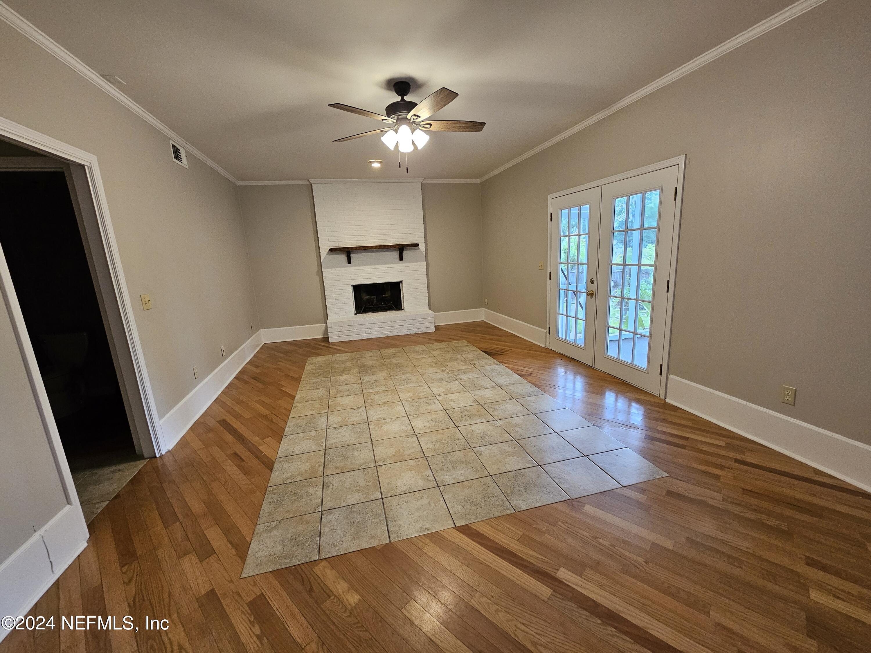 2592 RIDGECREST Avenue