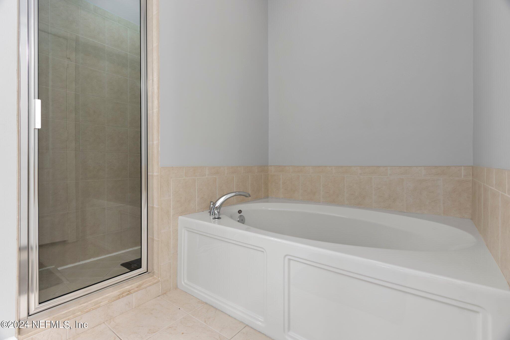 2607 CREEKSIDE Drive