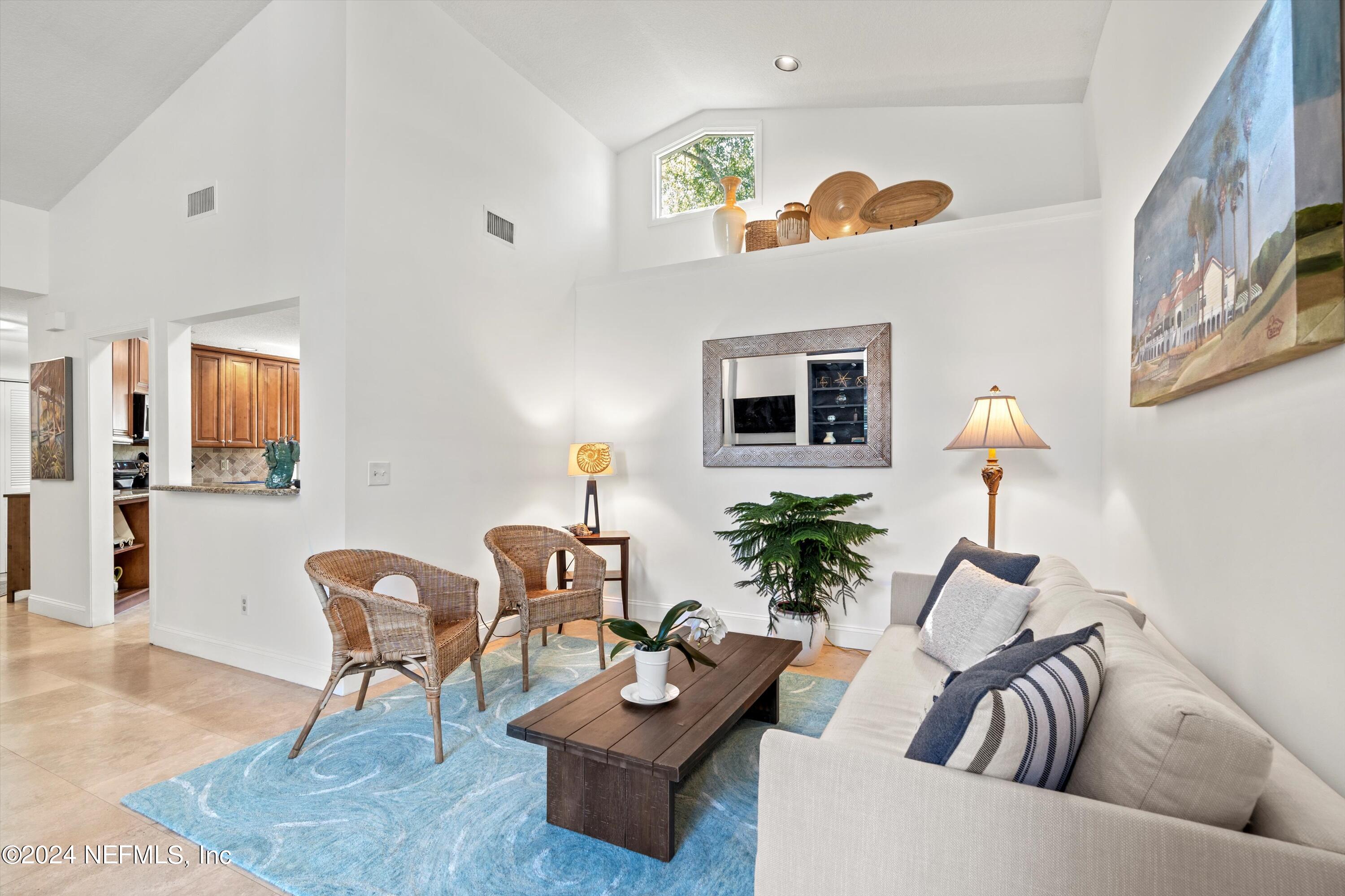 33 WALKERS RIDGE Court