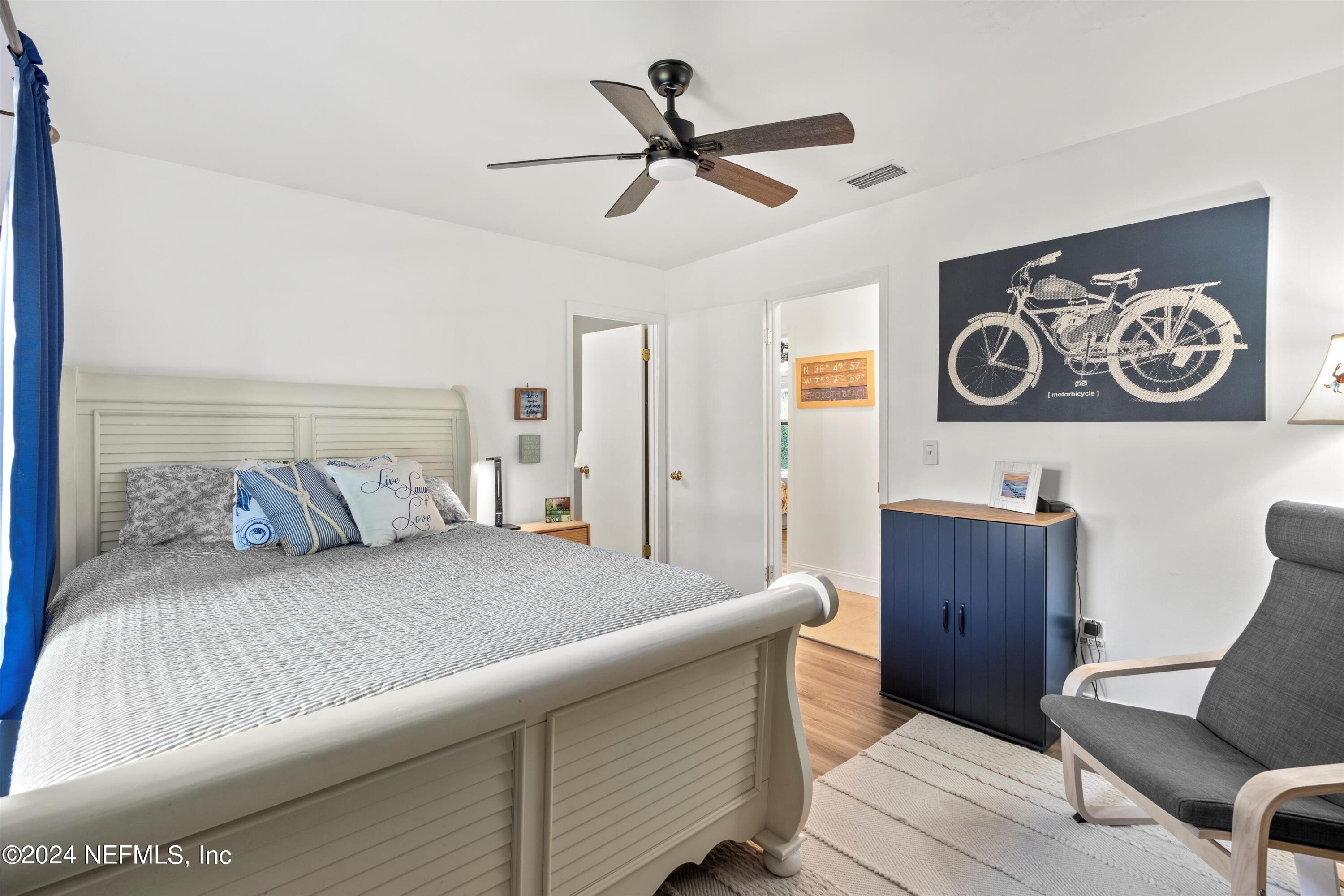 33 WALKERS RIDGE Court