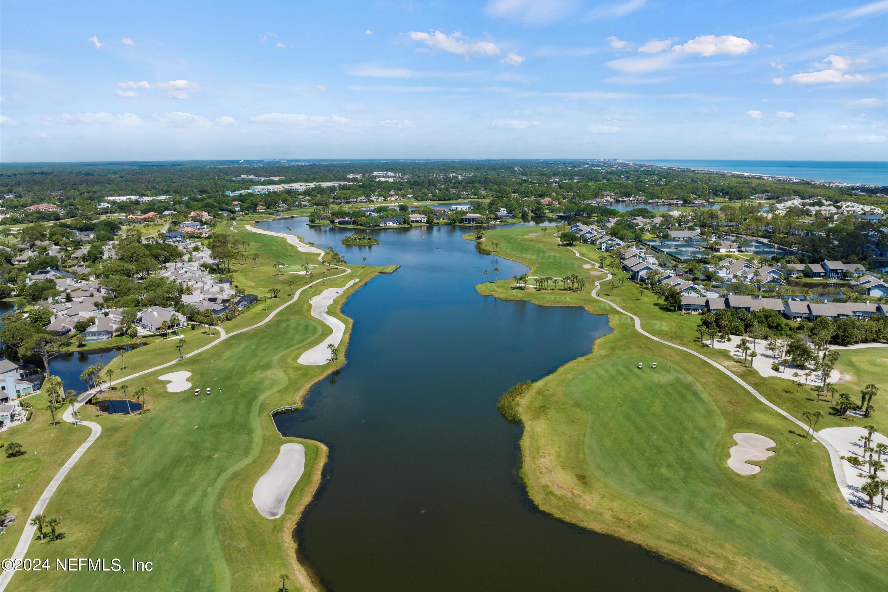 33 WALKERS RIDGE Court