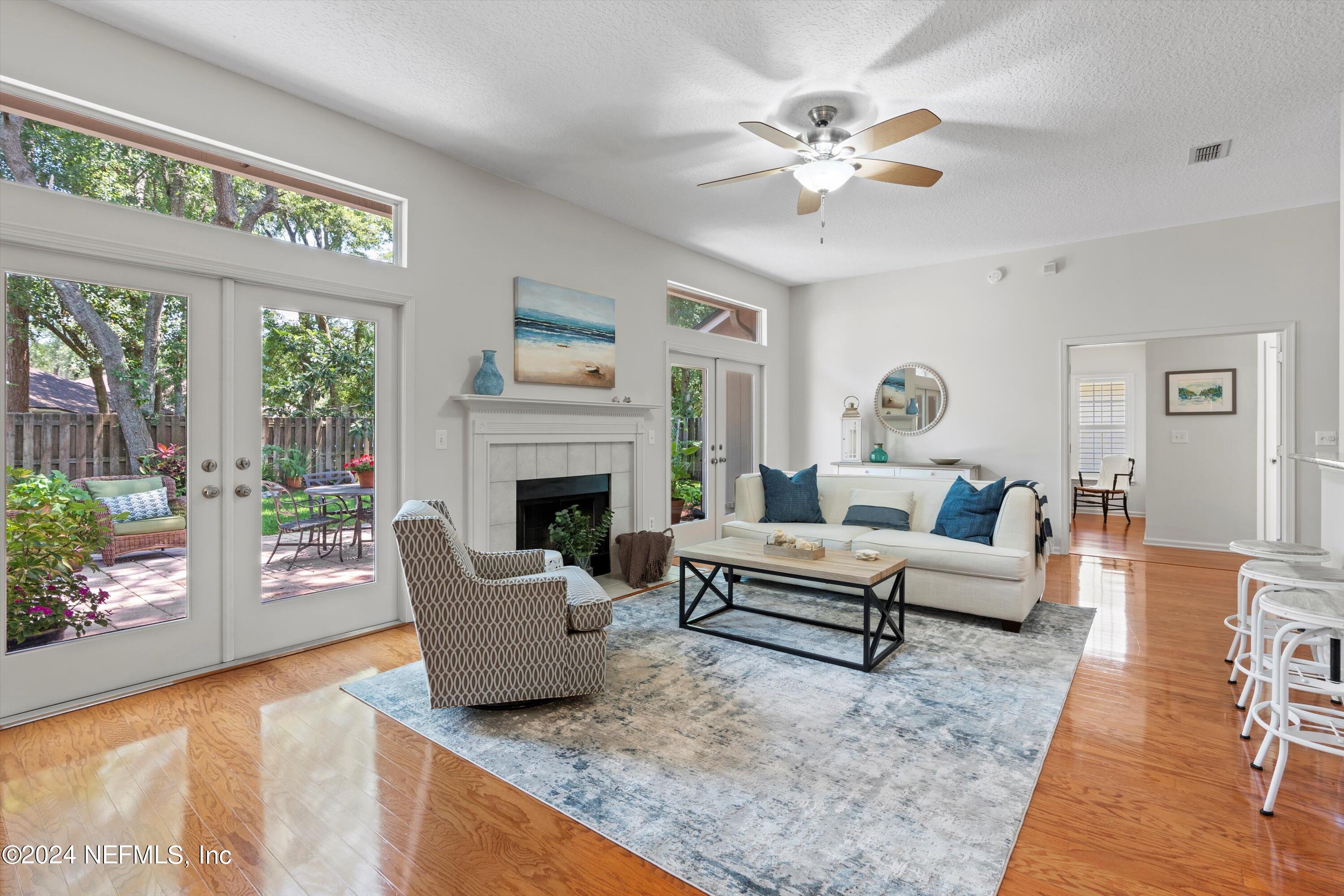 1009 FLORA PARKE Drive