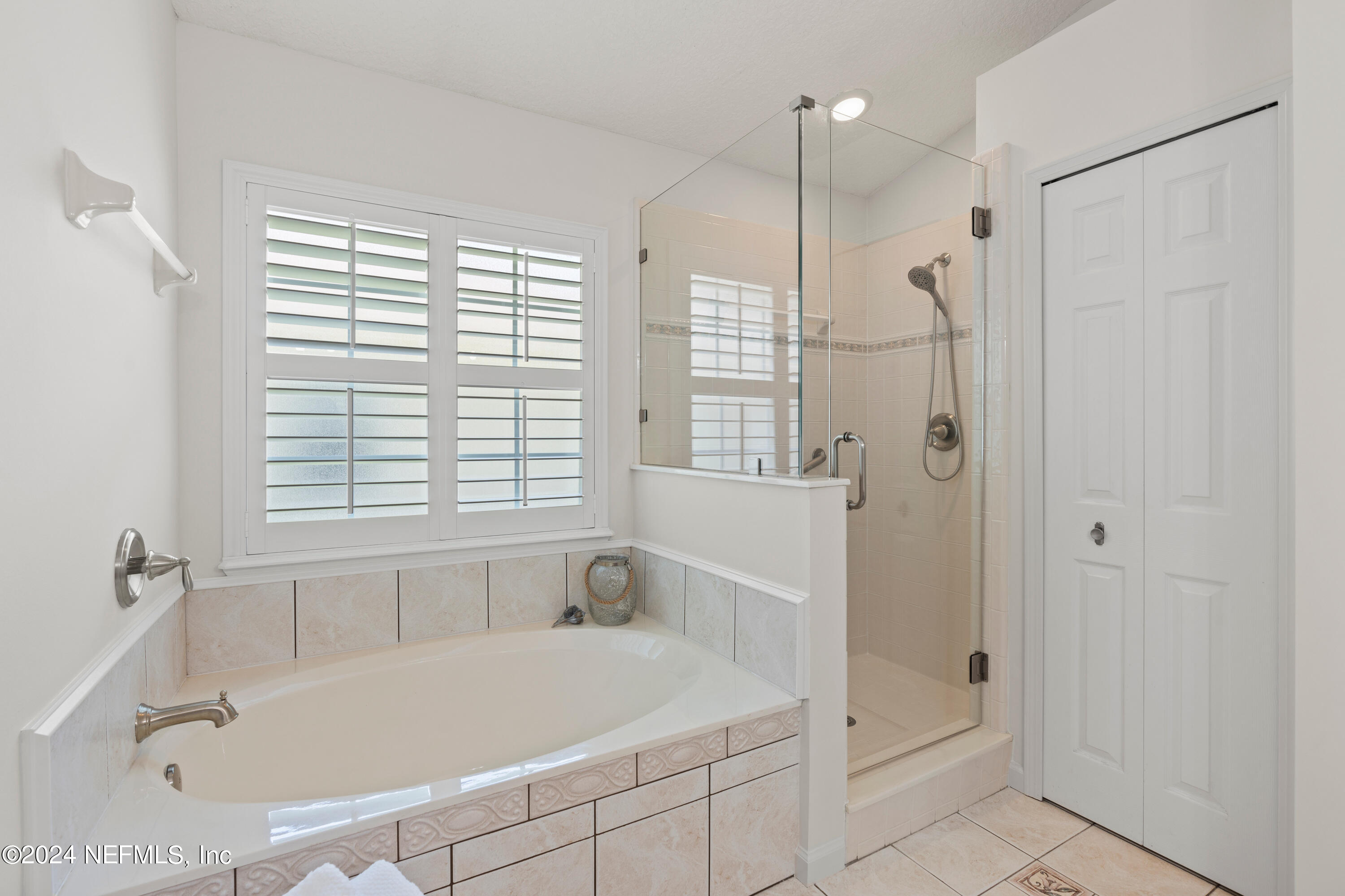 1009 FLORA PARKE Drive