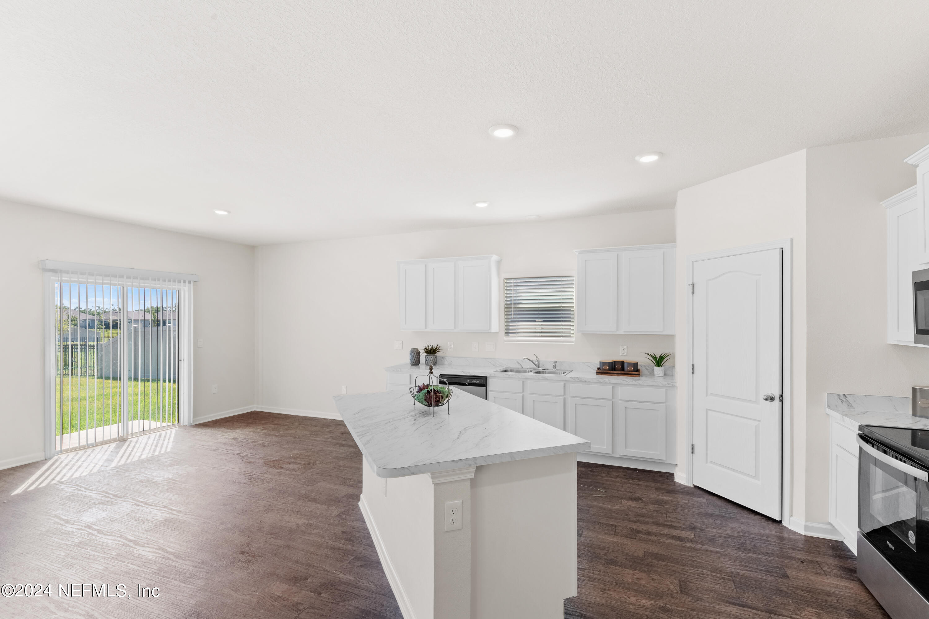 65429 RIVER GLEN Parkway