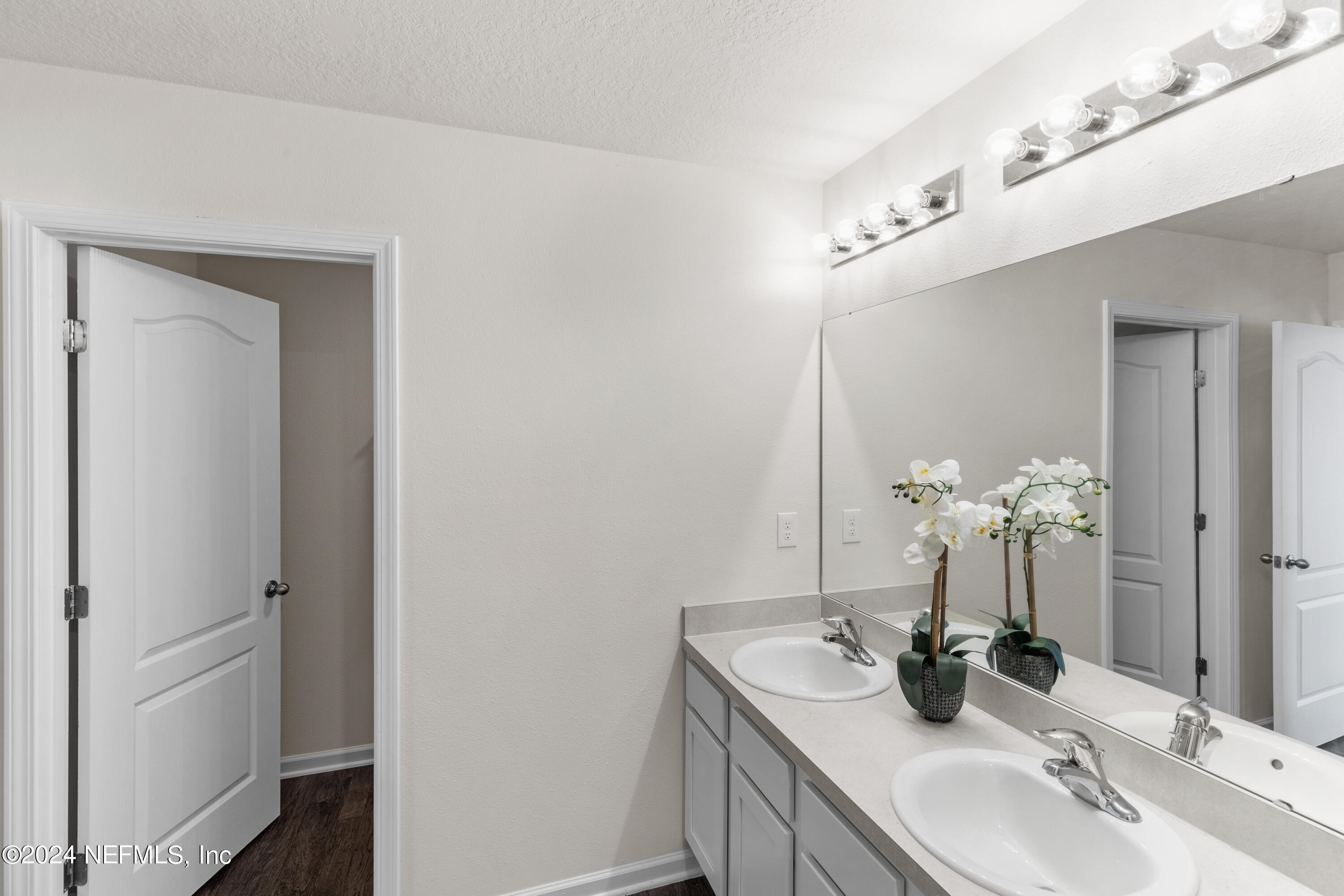 65429 RIVER GLEN Parkway