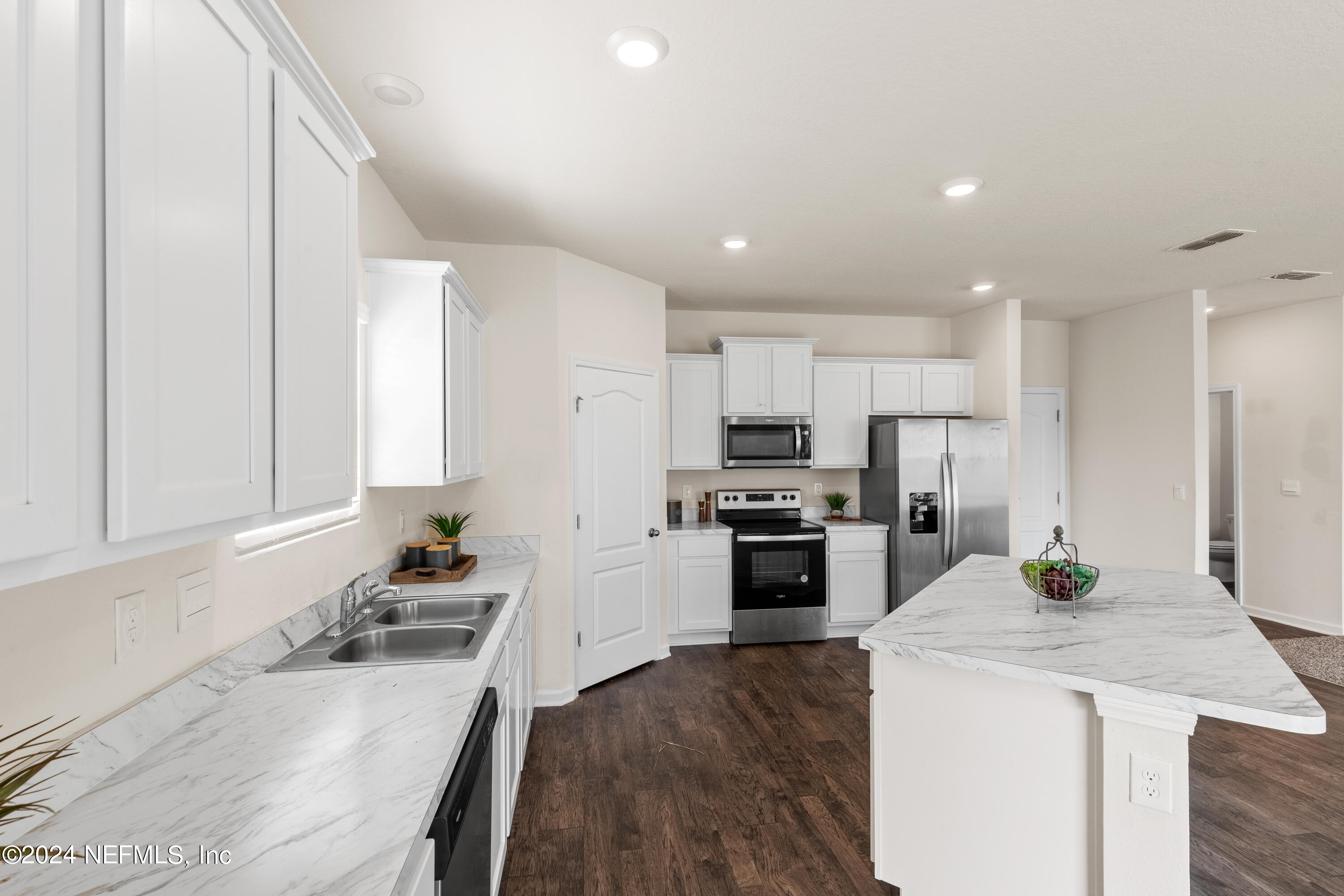 65429 RIVER GLEN Parkway