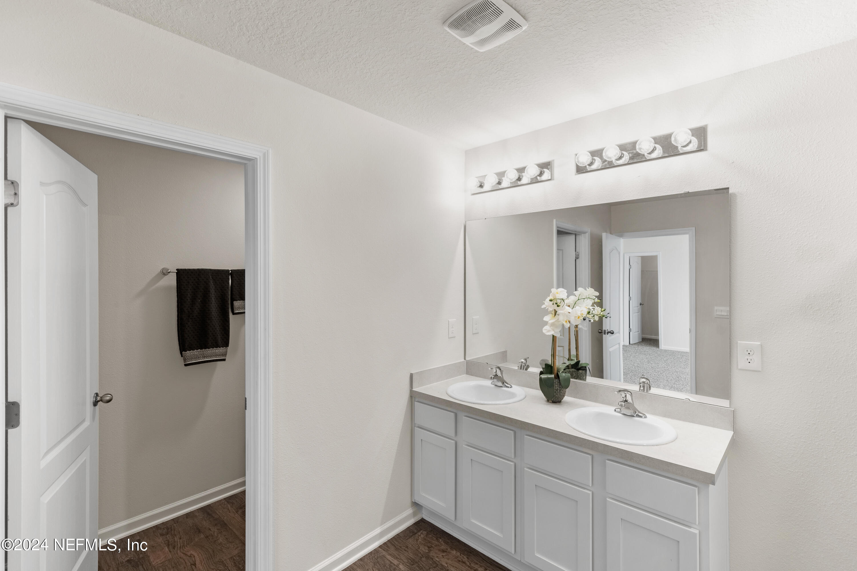 65429 RIVER GLEN Parkway