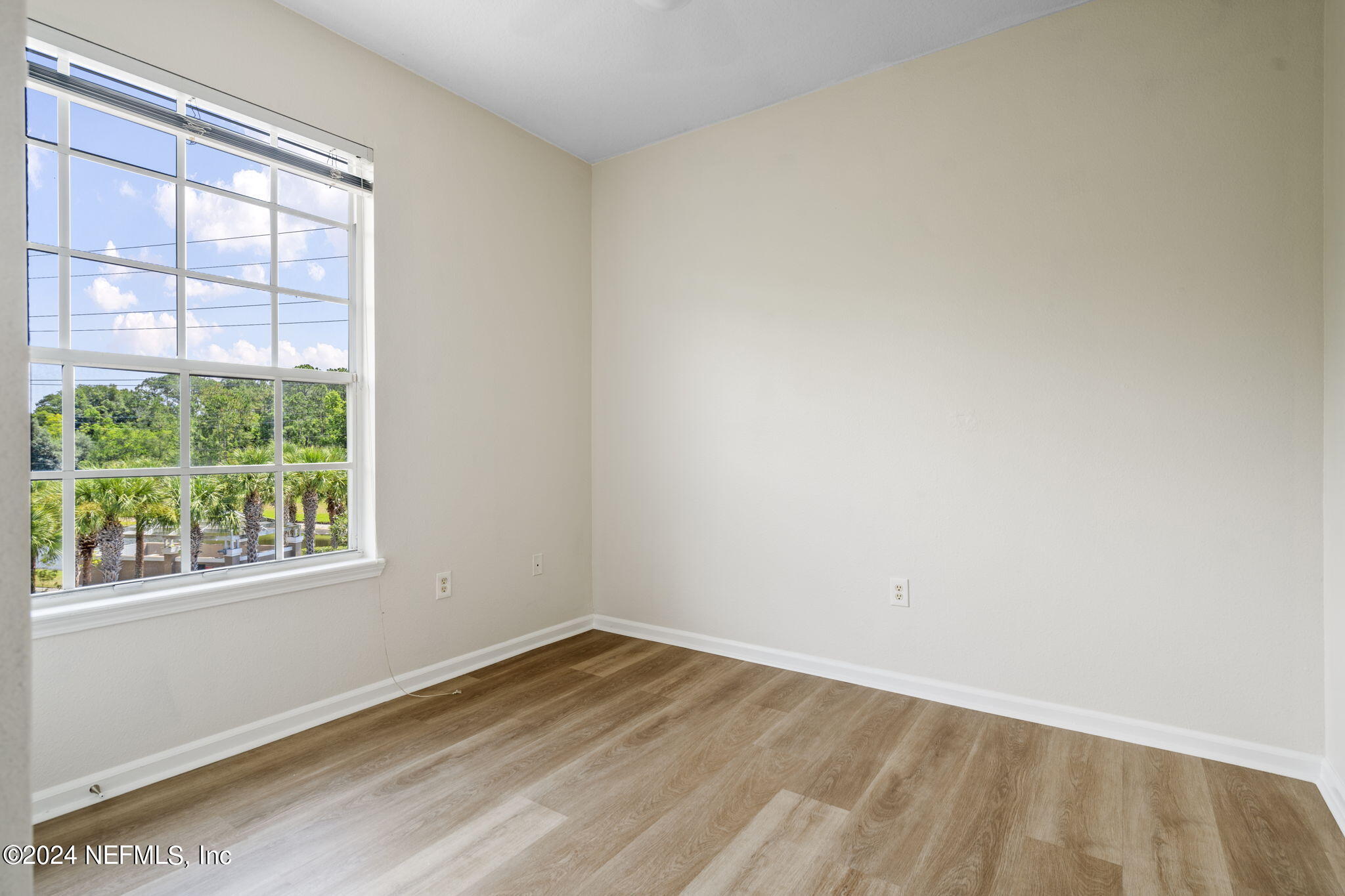 10550 BAYMEADOWS Road, 726