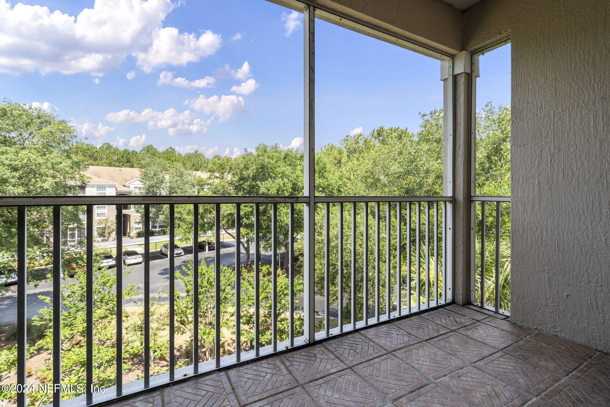 10550 BAYMEADOWS Road, 726