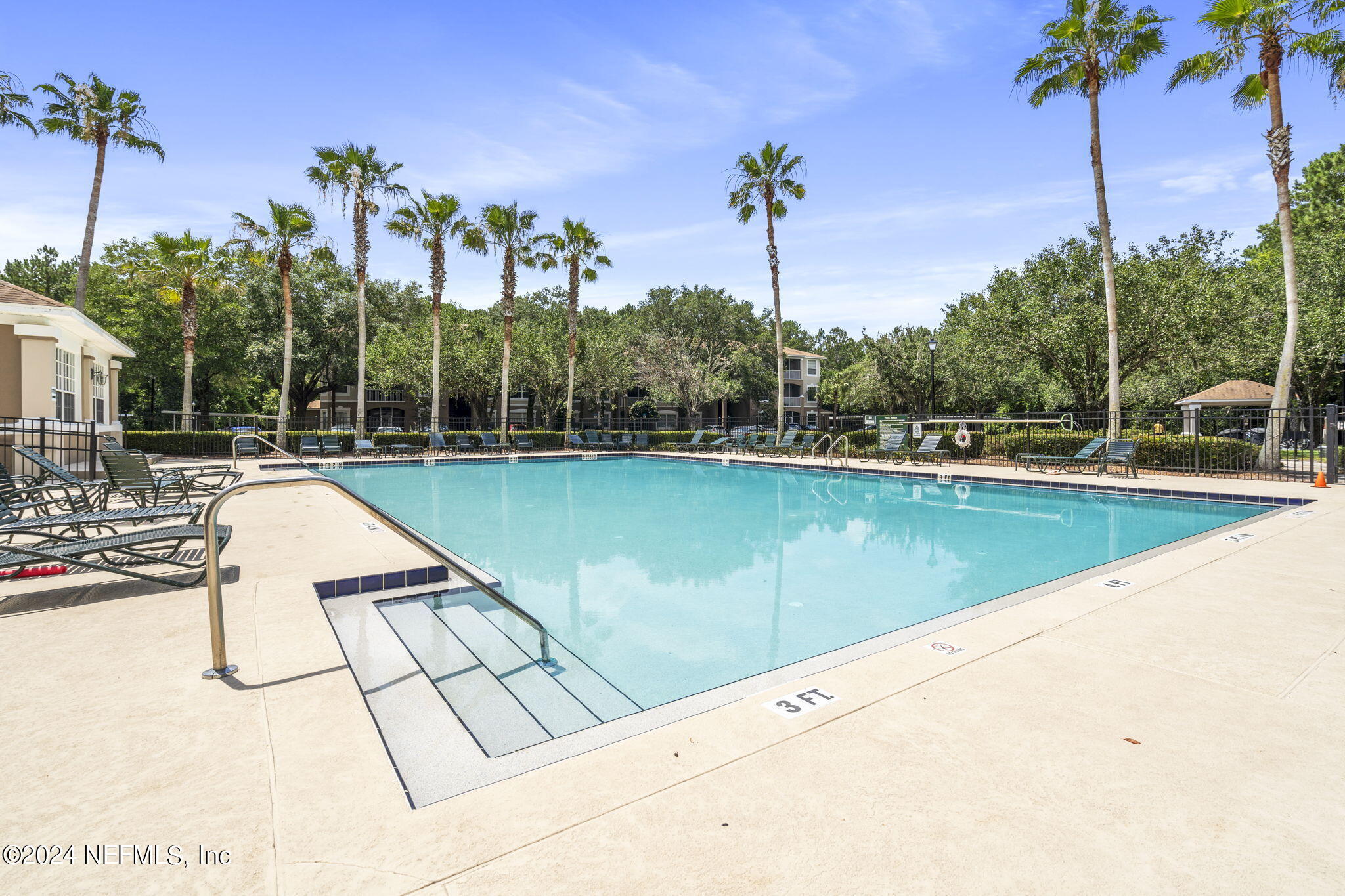 10550 BAYMEADOWS Road, 726