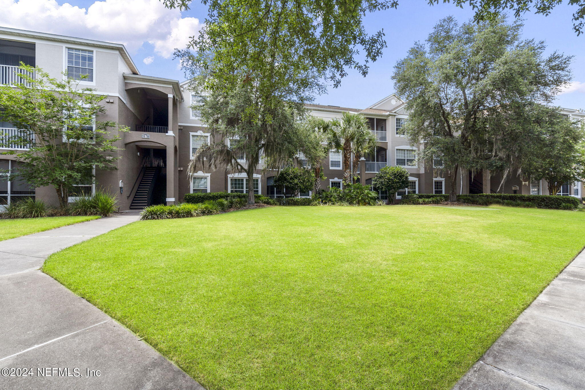 10550 BAYMEADOWS Road, 726