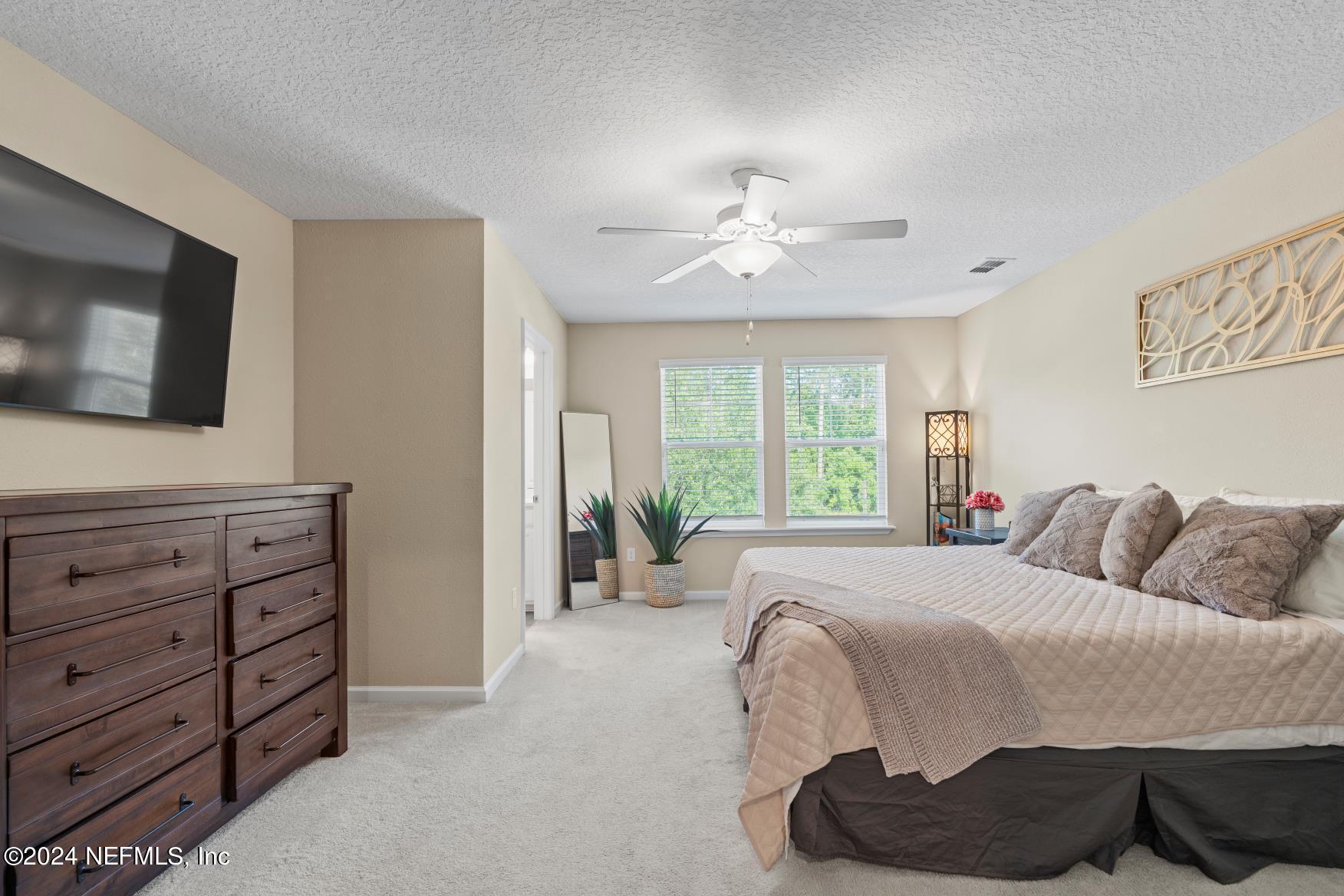 12746 JOSSLYN Lane