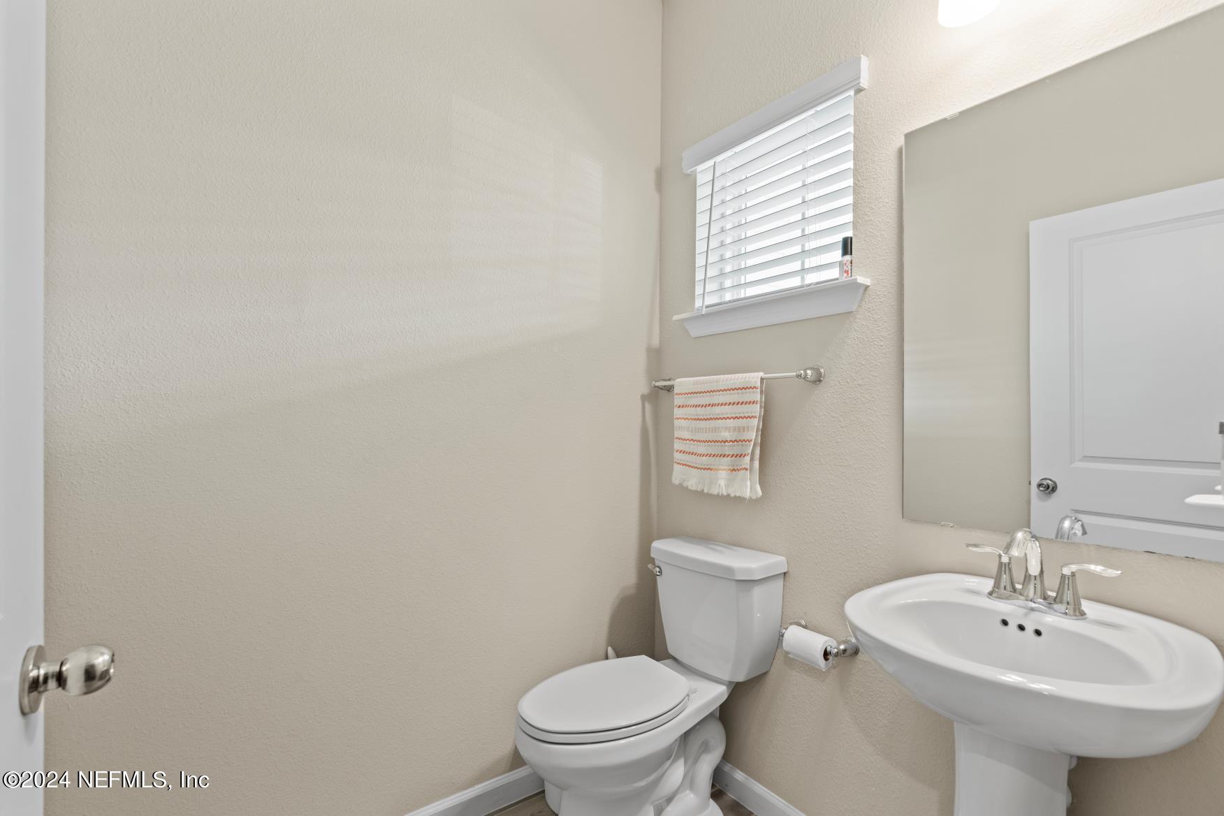 12746 JOSSLYN Lane