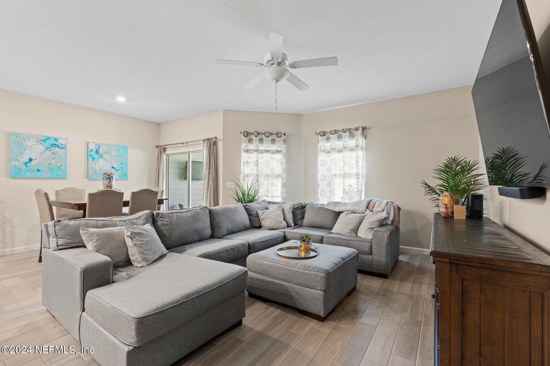 12746 JOSSLYN Lane