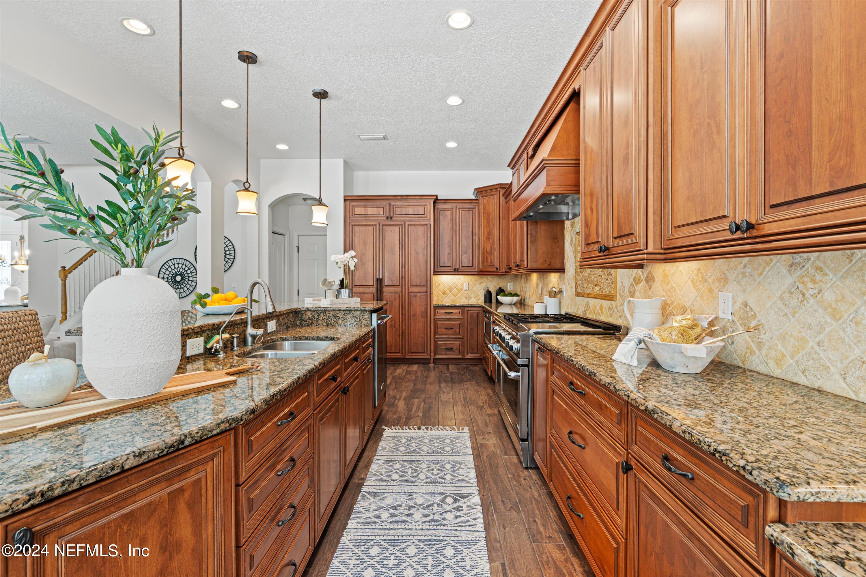 700 TRANQUILITY Cove