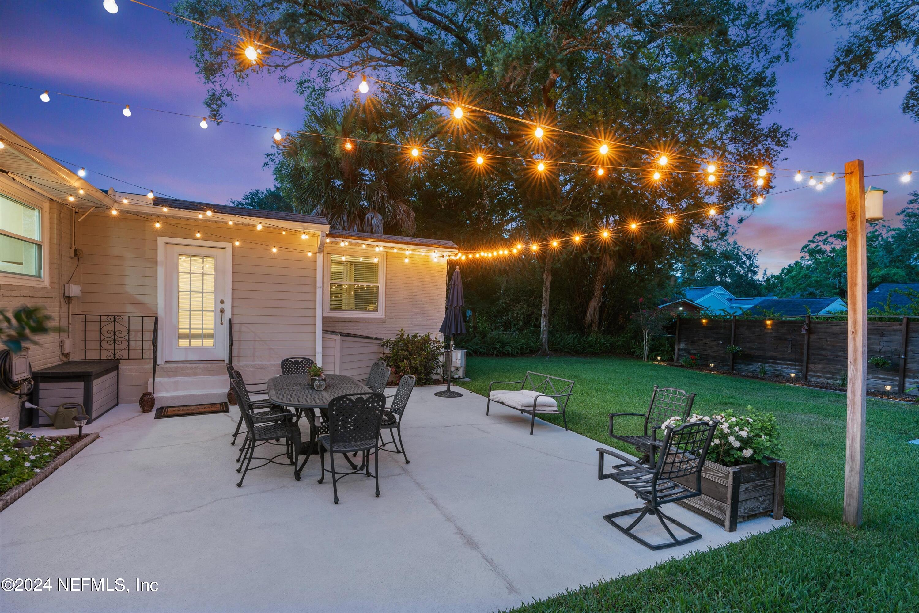 1351 HOLMESDALE Road