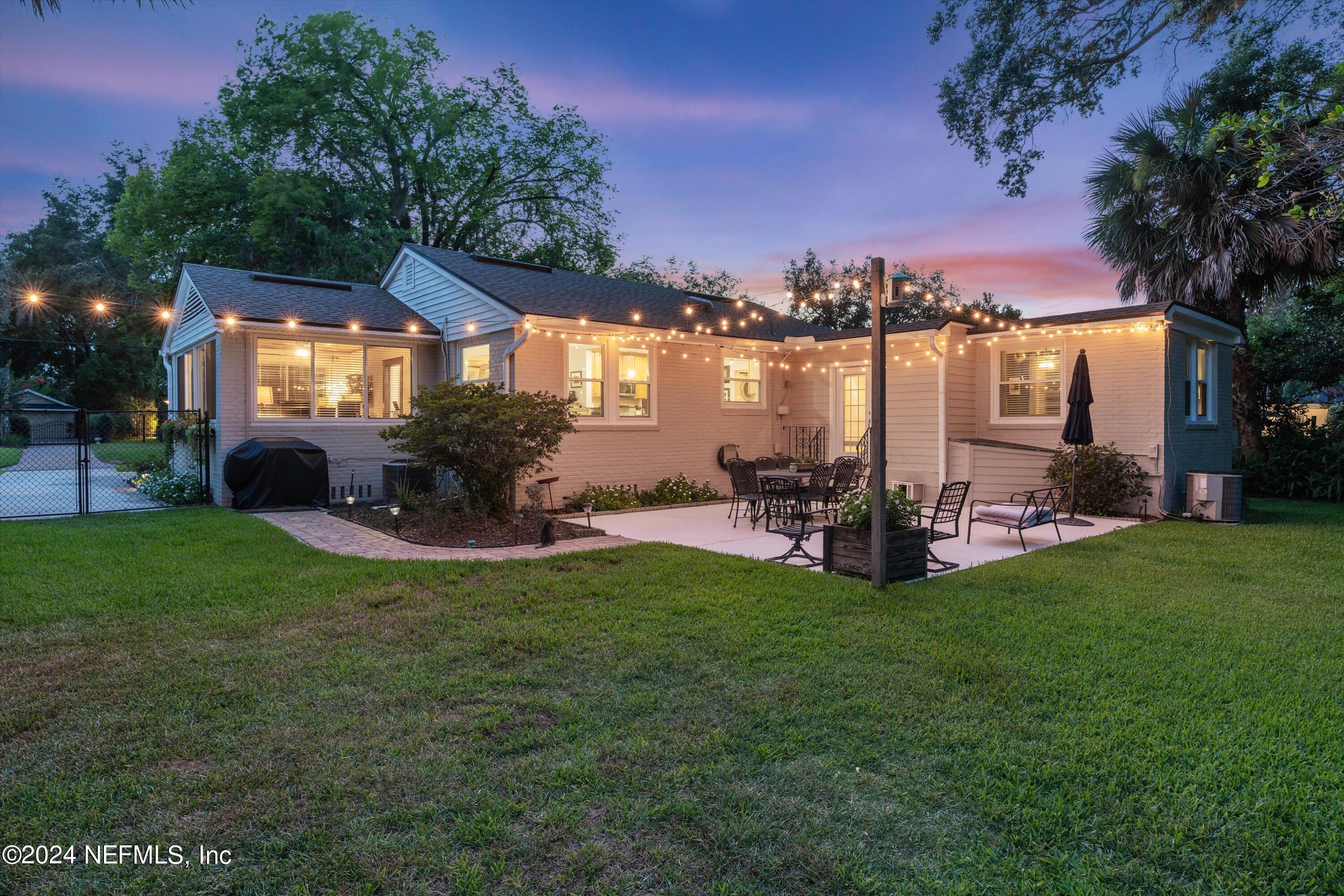 1351 HOLMESDALE Road