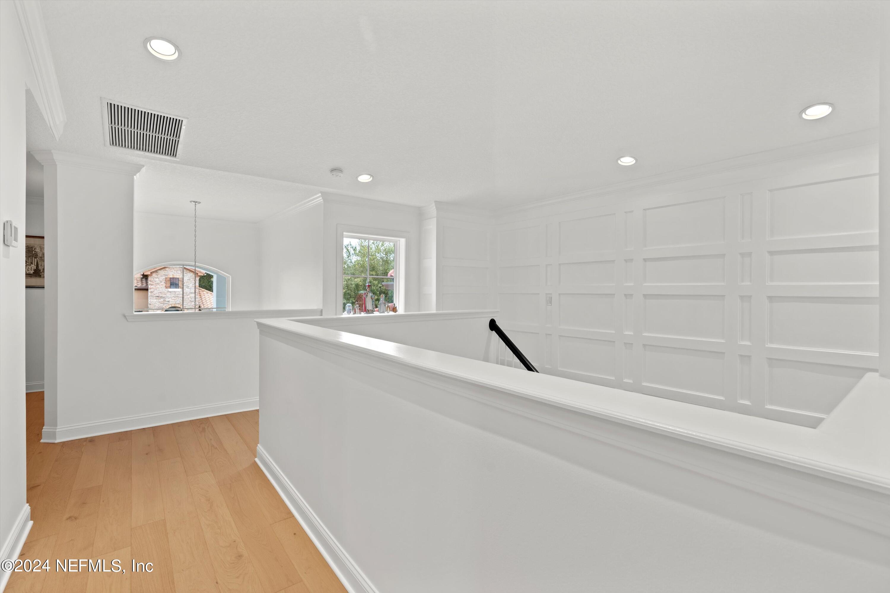 3842 VALVERDE Circle