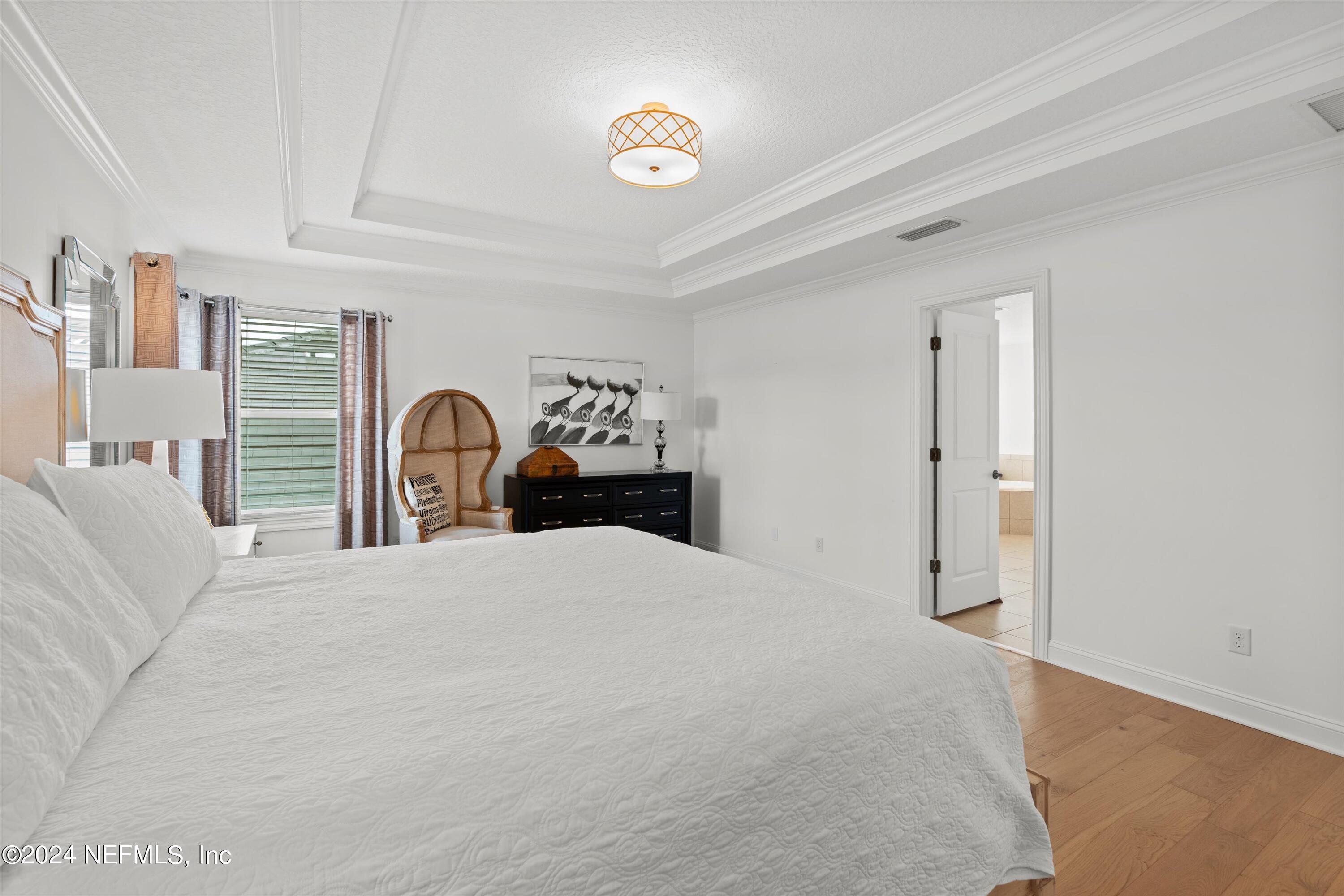 3842 VALVERDE Circle