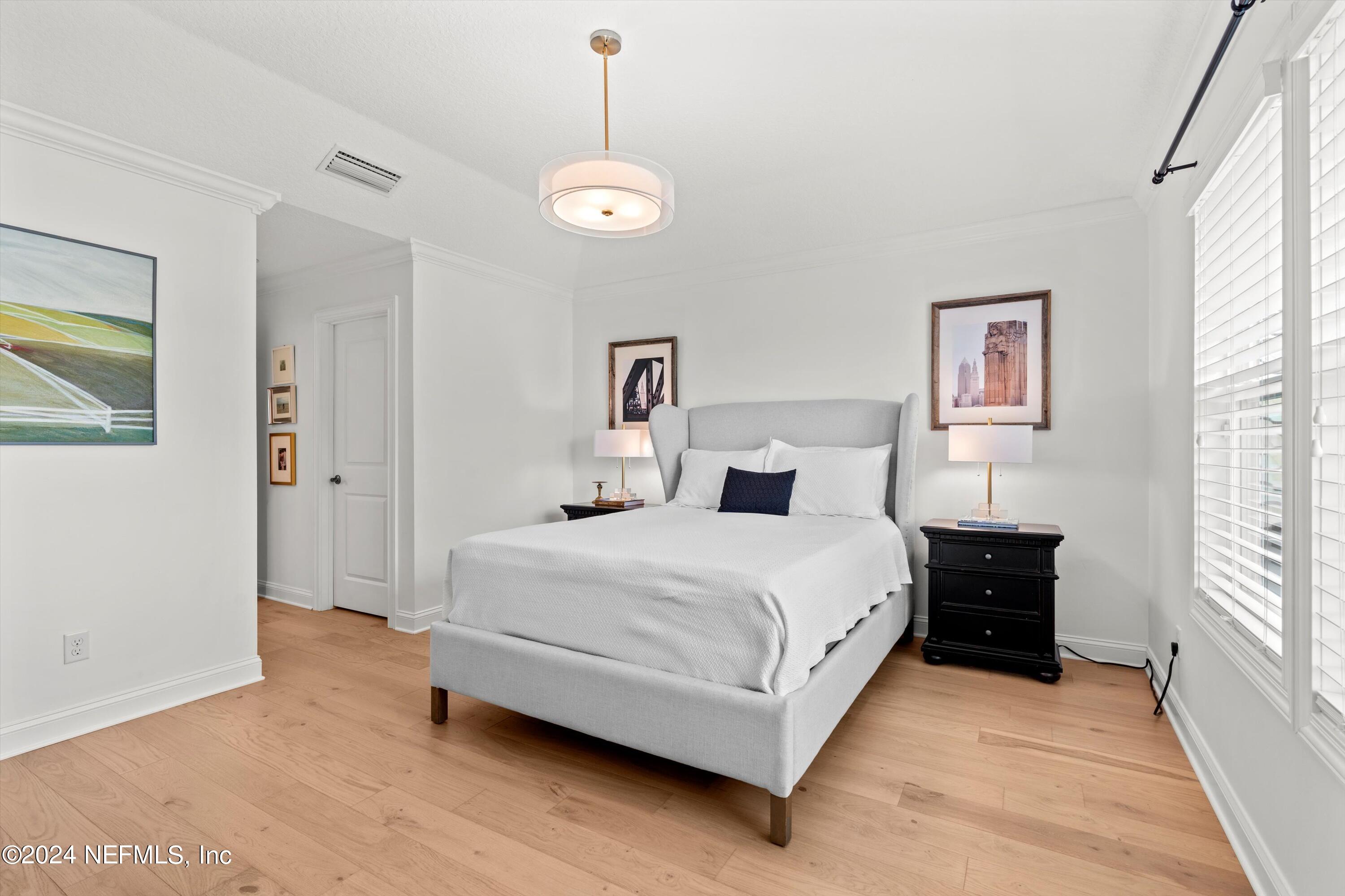 3842 VALVERDE Circle