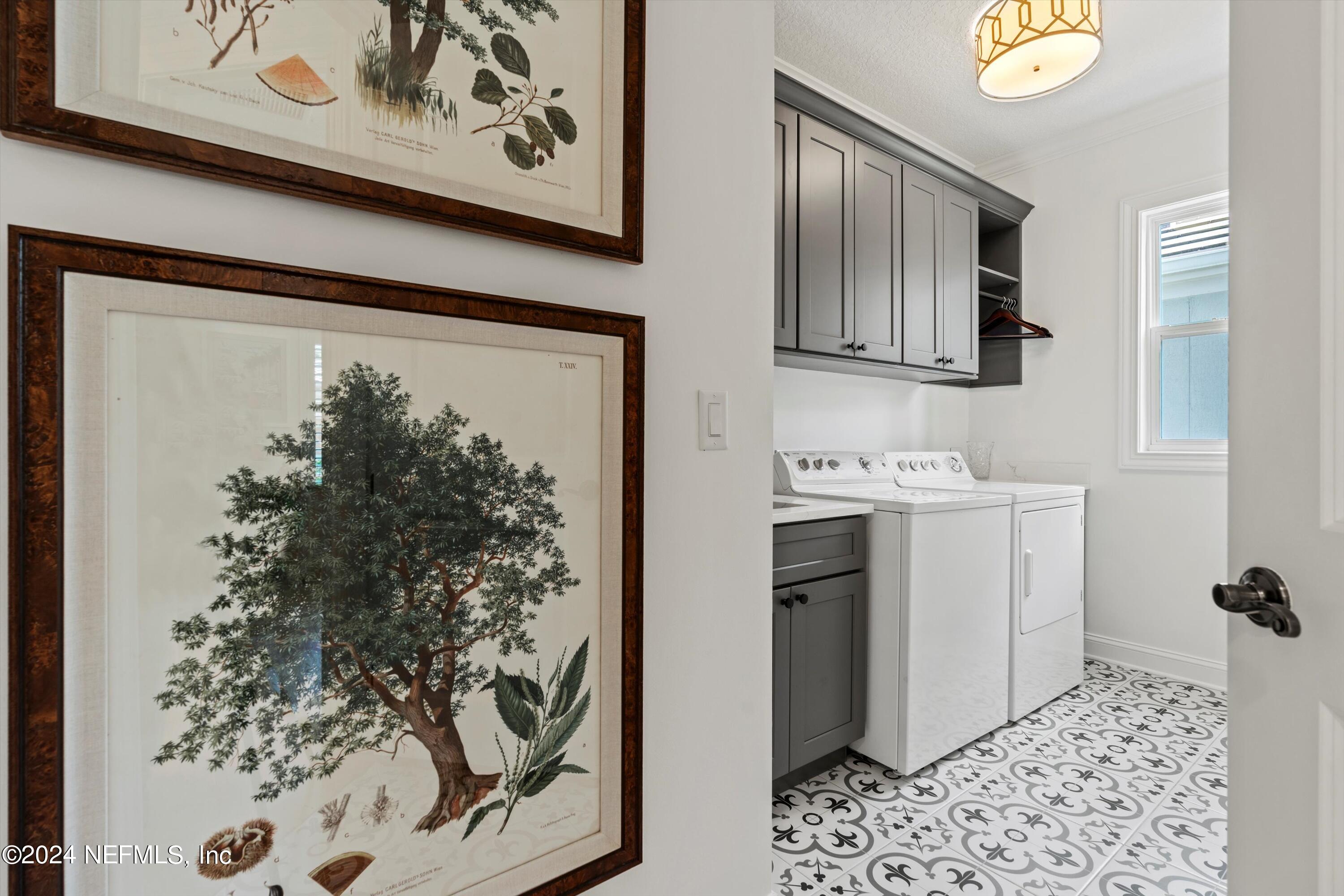 3842 VALVERDE Circle