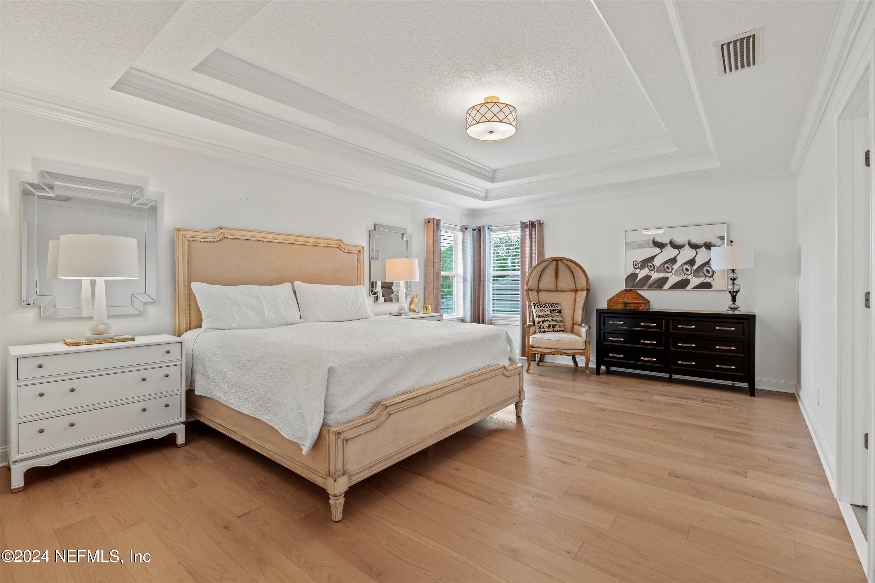 3842 VALVERDE Circle