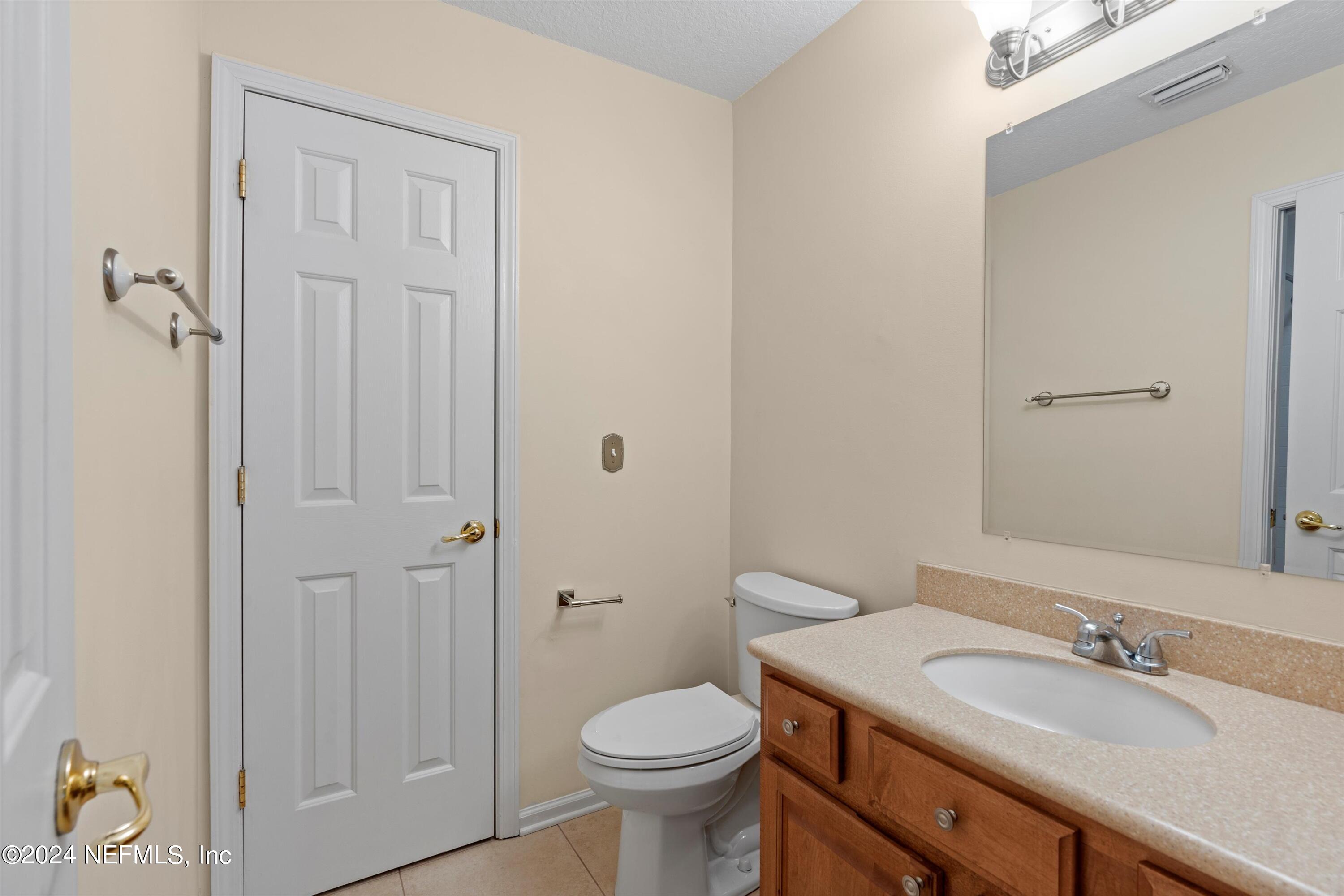 4093 LONICERA Loop