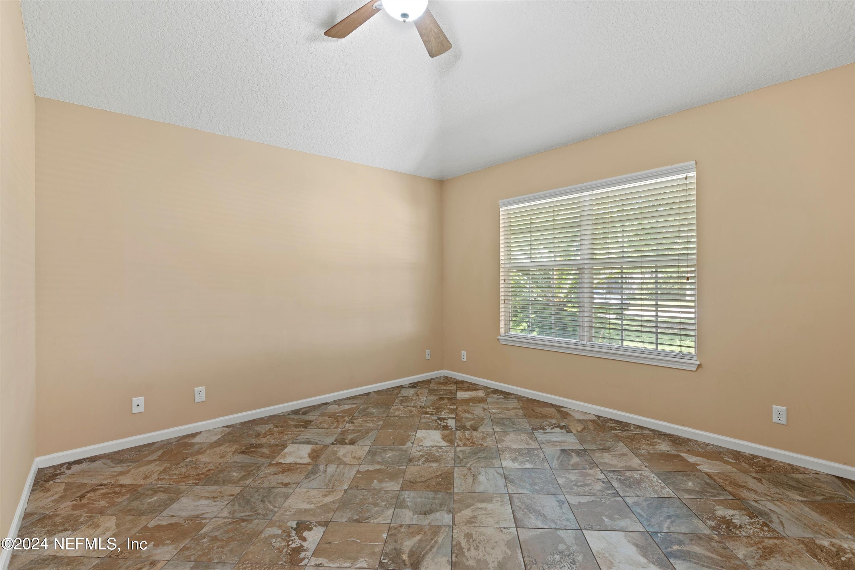 4093 LONICERA Loop
