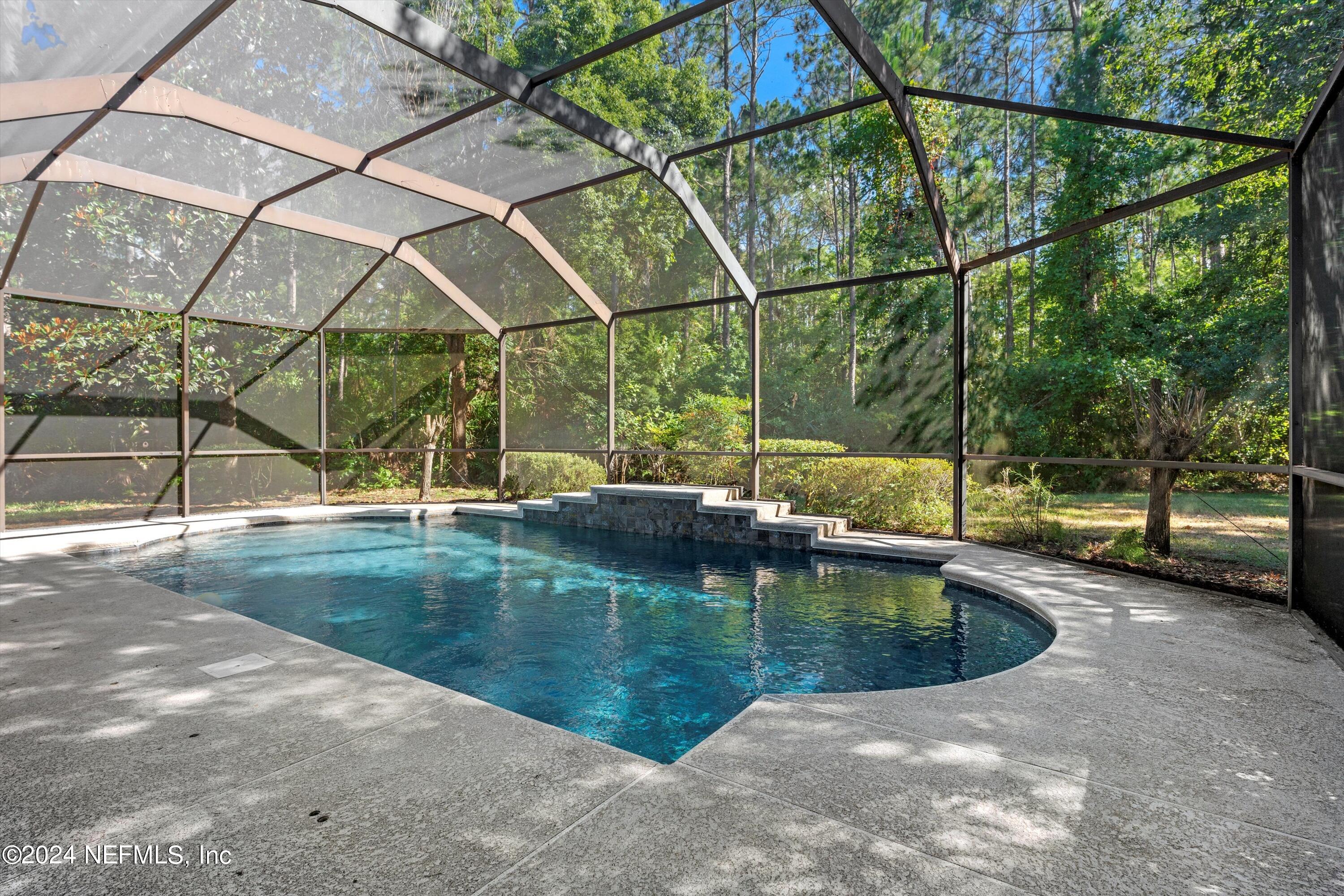 4093 LONICERA Loop