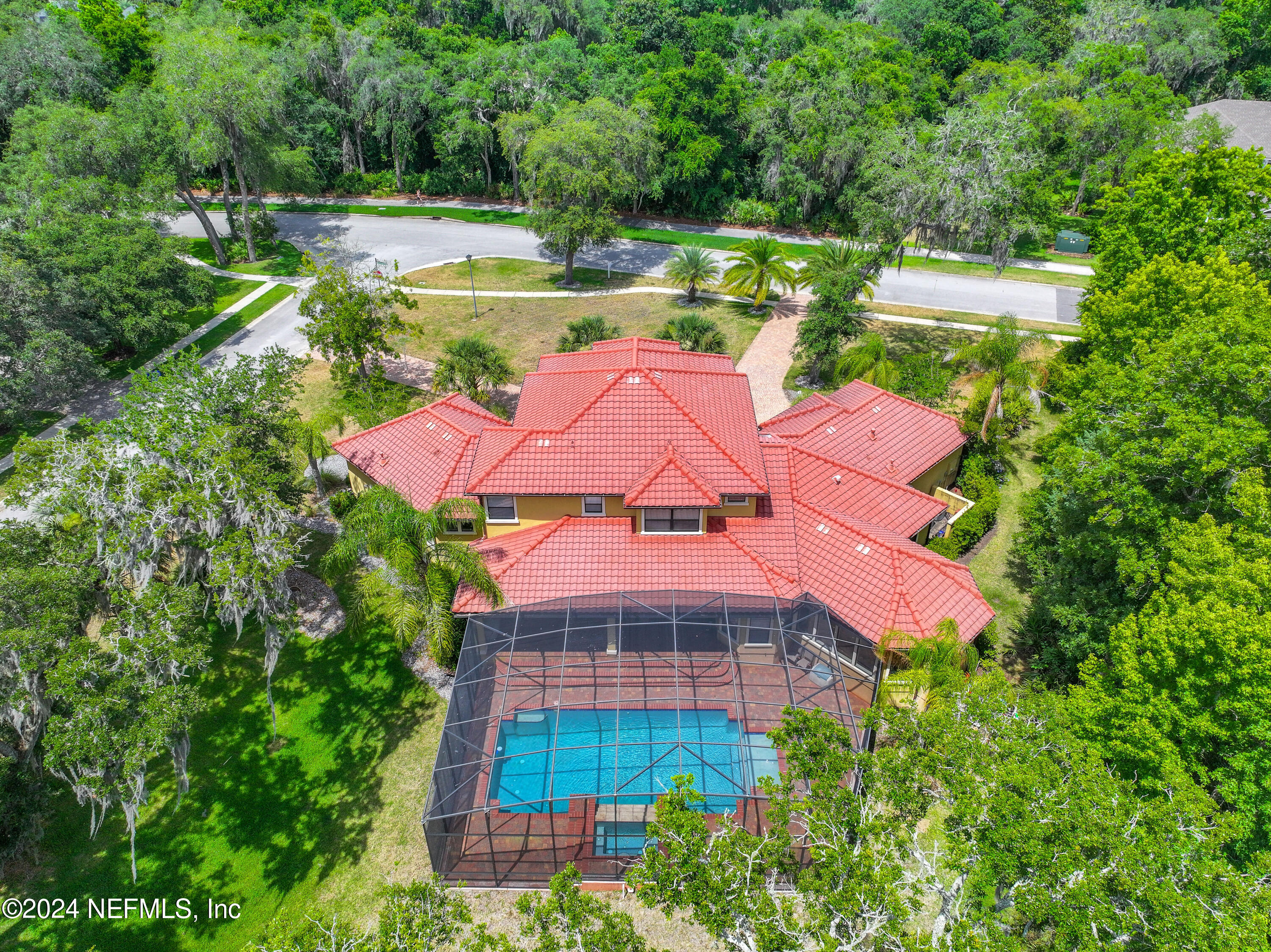 1424 N LOOP Parkway