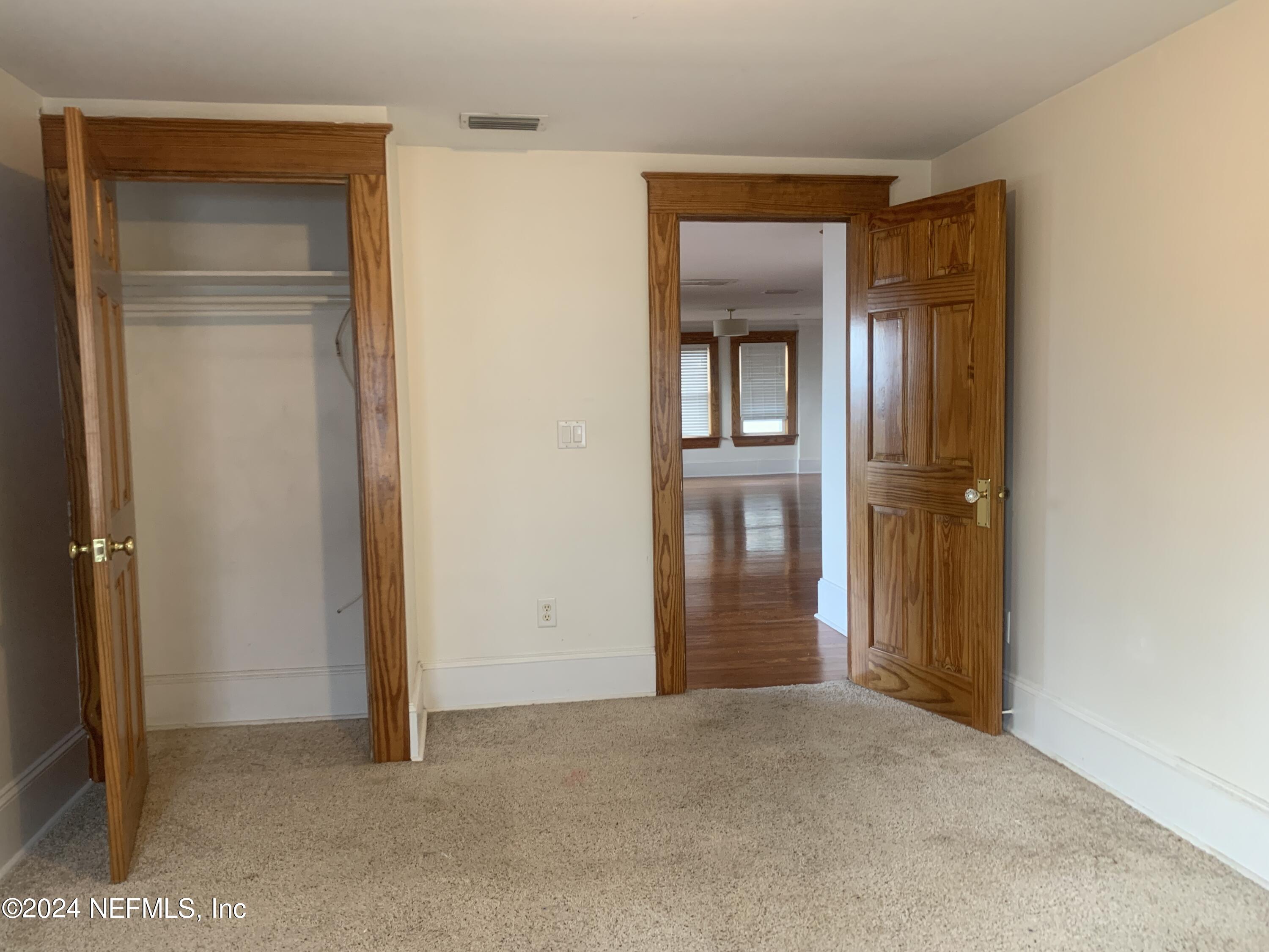 2125 RIVER Boulevard