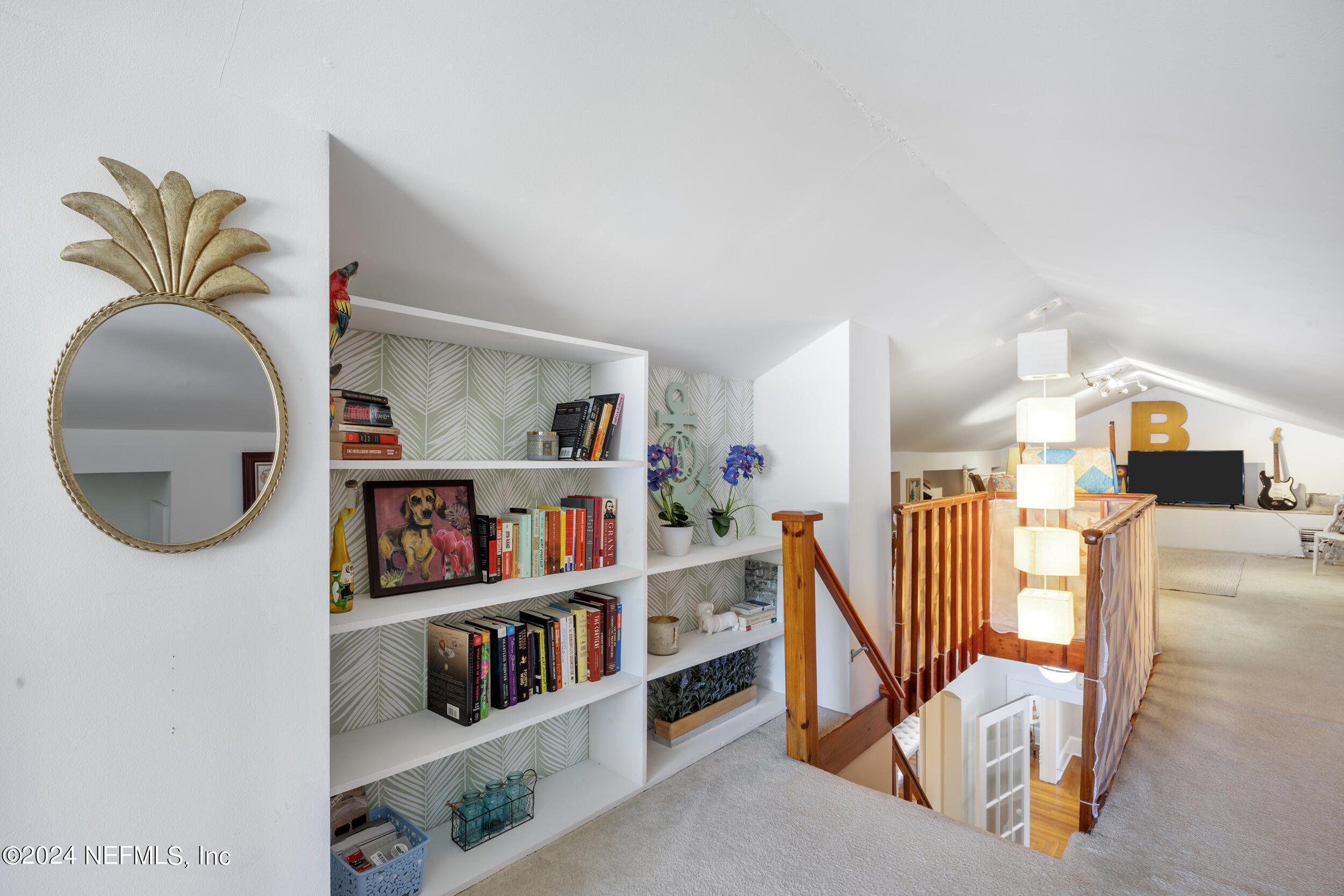 1600 EDGEWOOD Avenue S