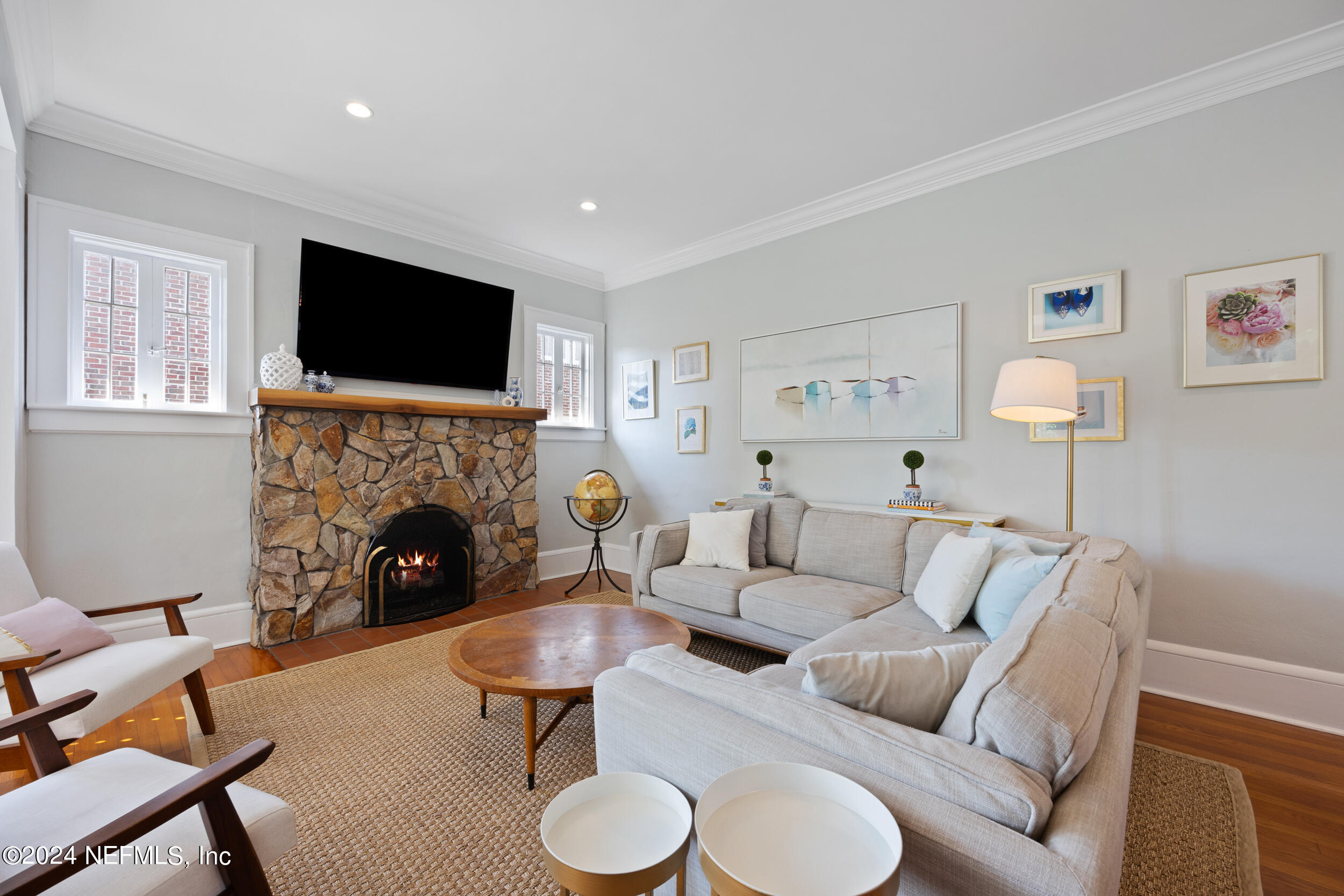 1600 EDGEWOOD Avenue S