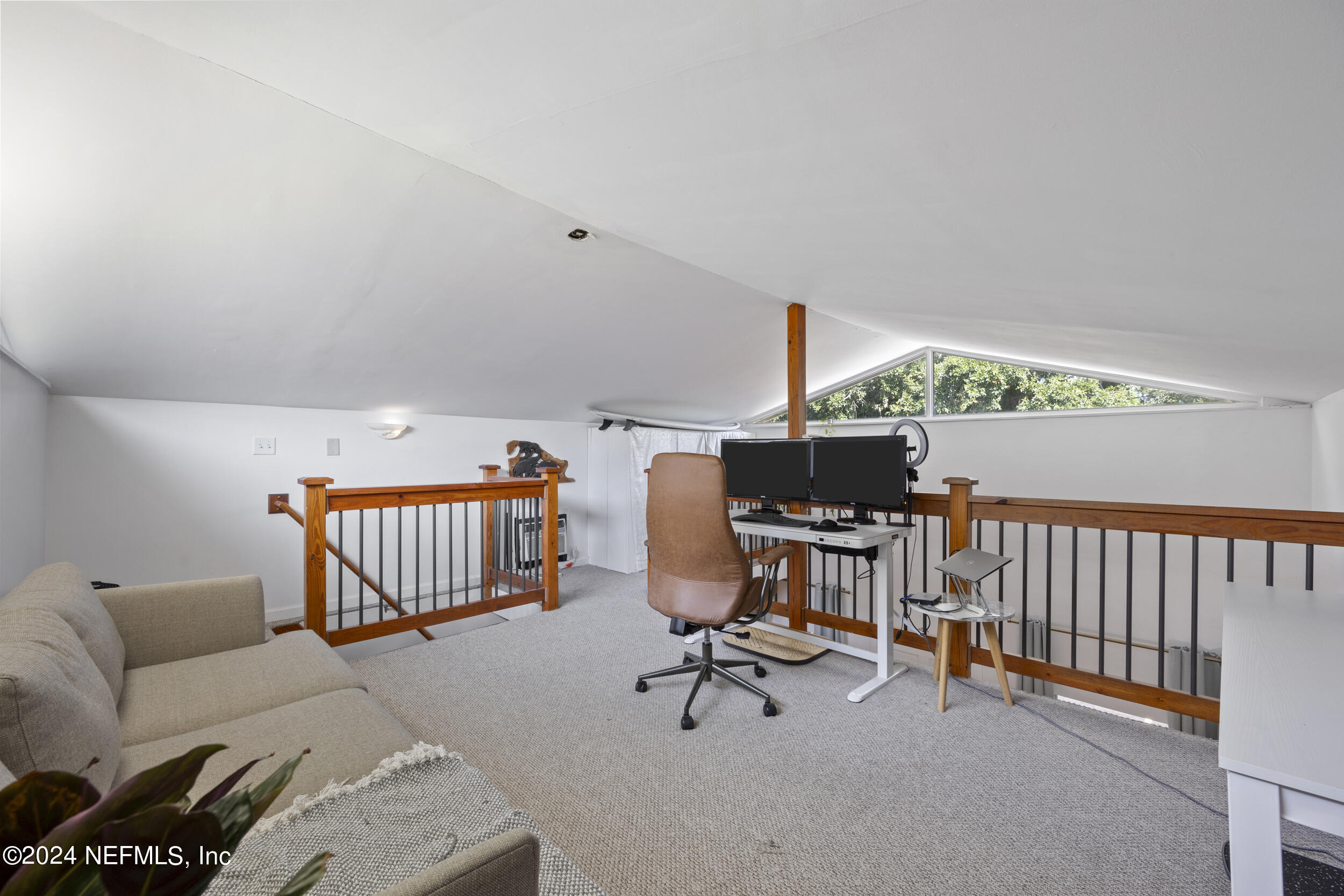 1600 EDGEWOOD Avenue S