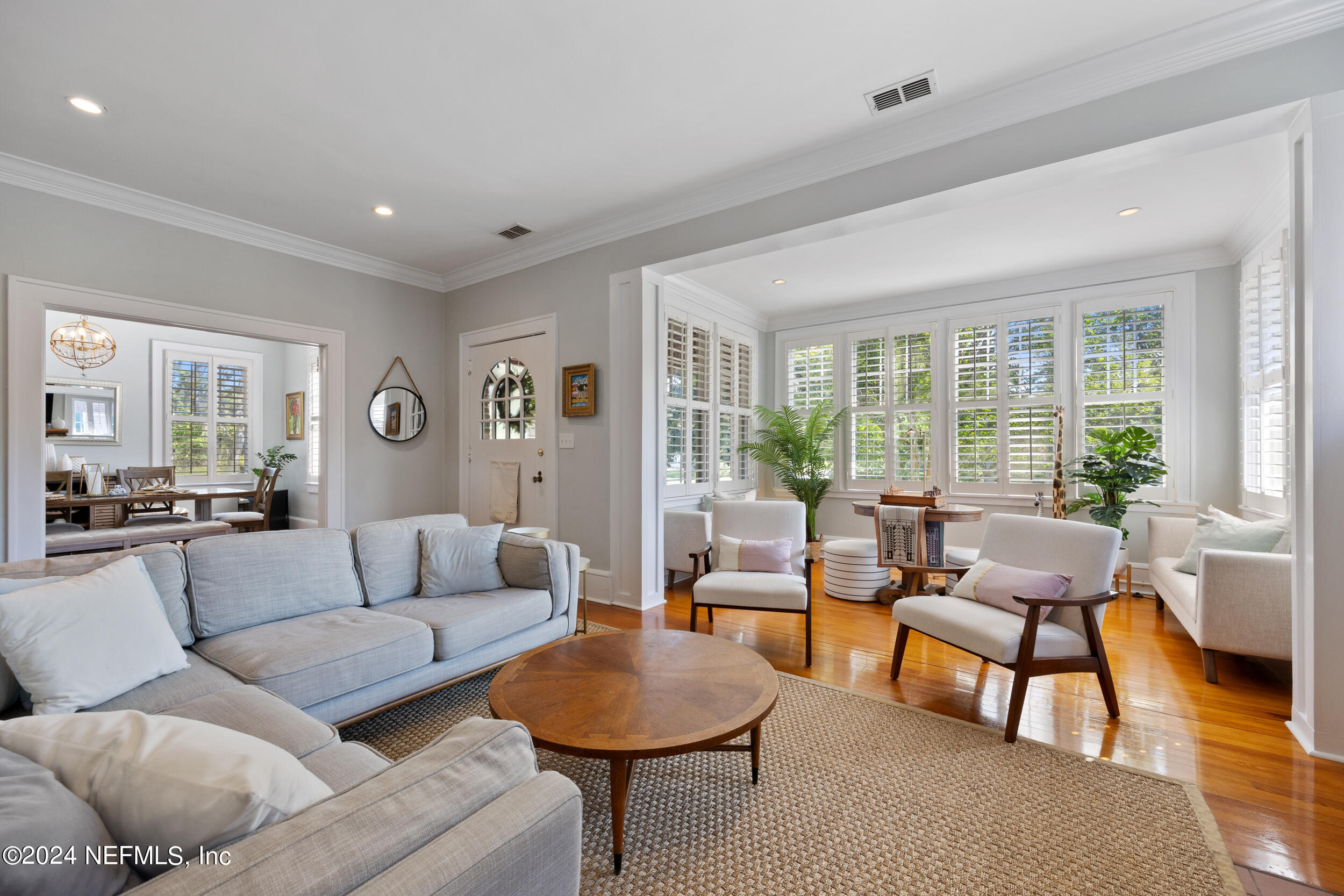 1600 EDGEWOOD Avenue S