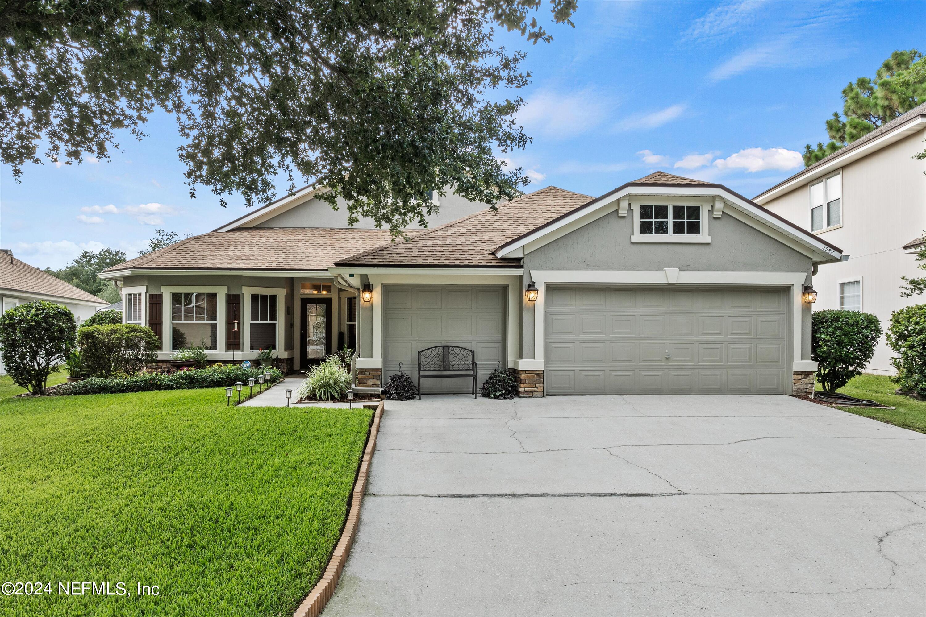 2987 THORNCREST Drive