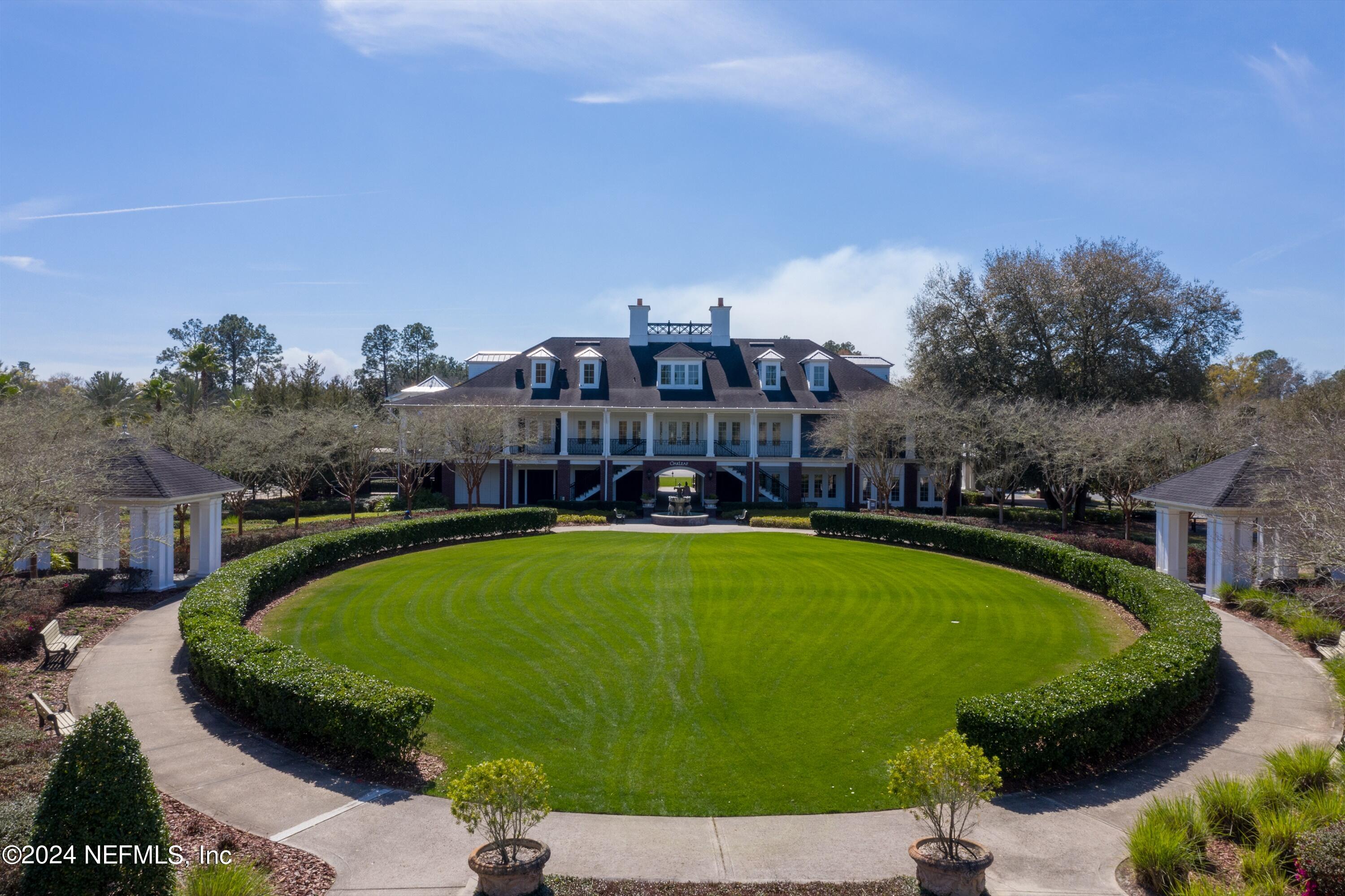 2987 THORNCREST Drive