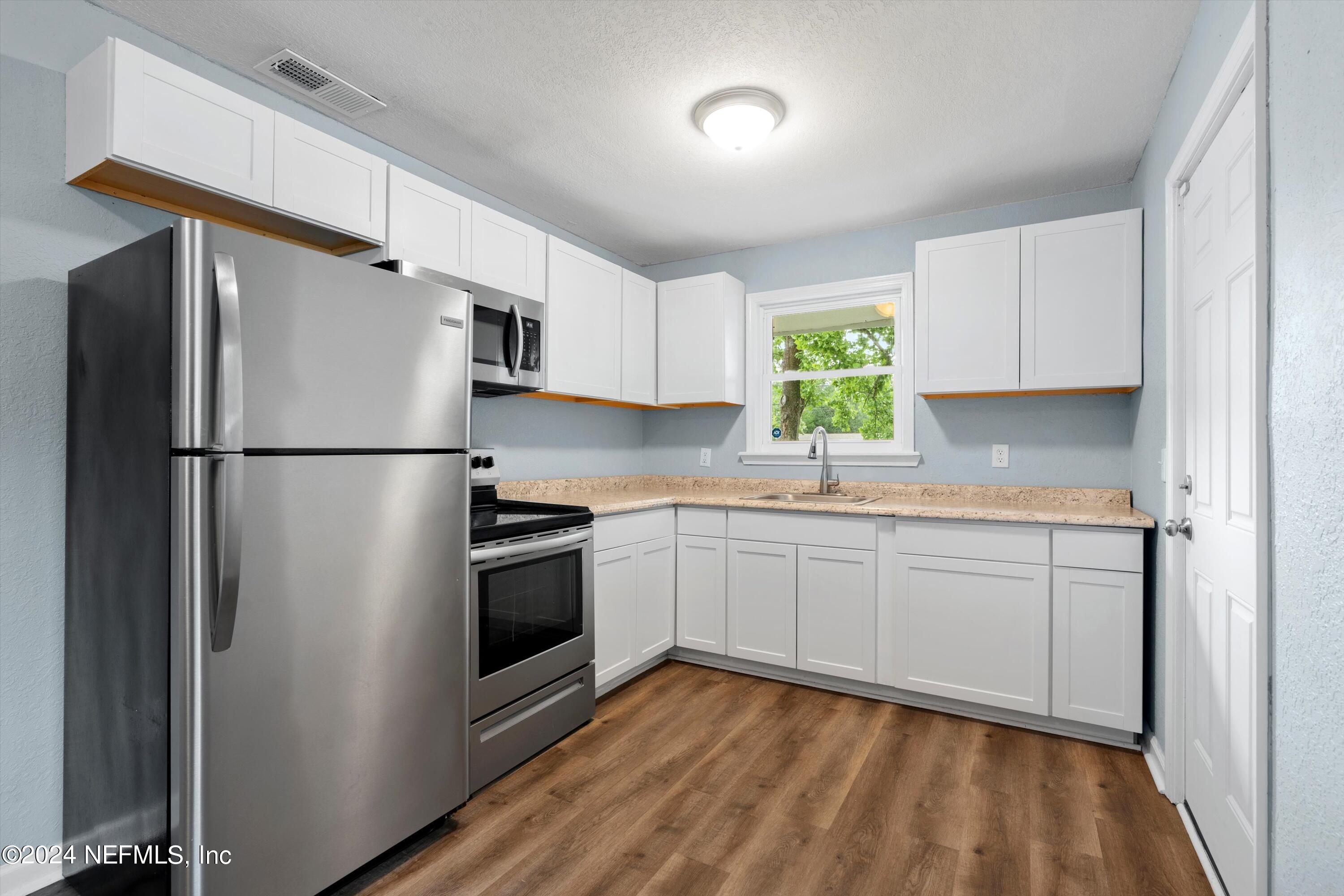 5020 DALLEN LEA Drive