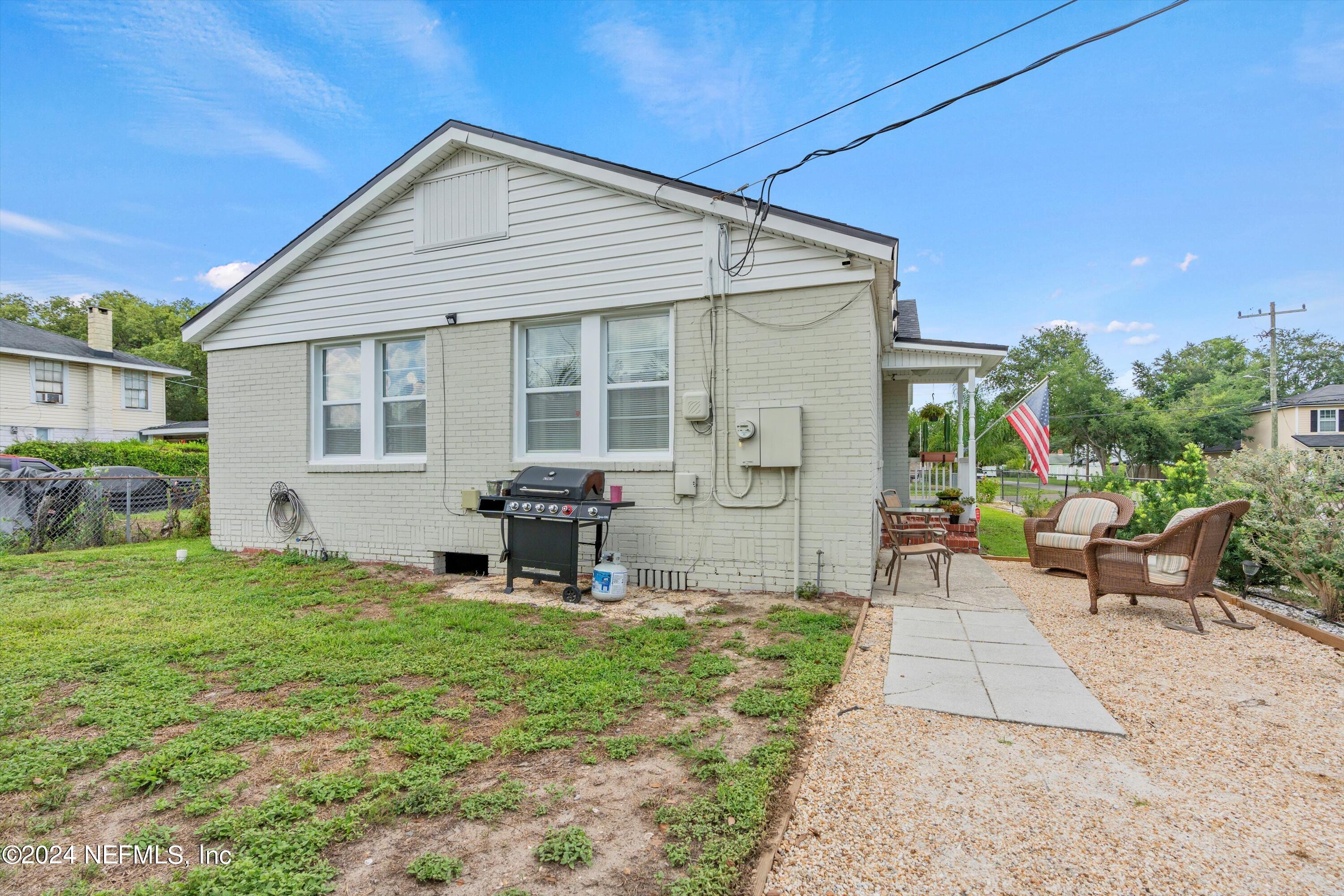 5102 SUNDERLAND Road