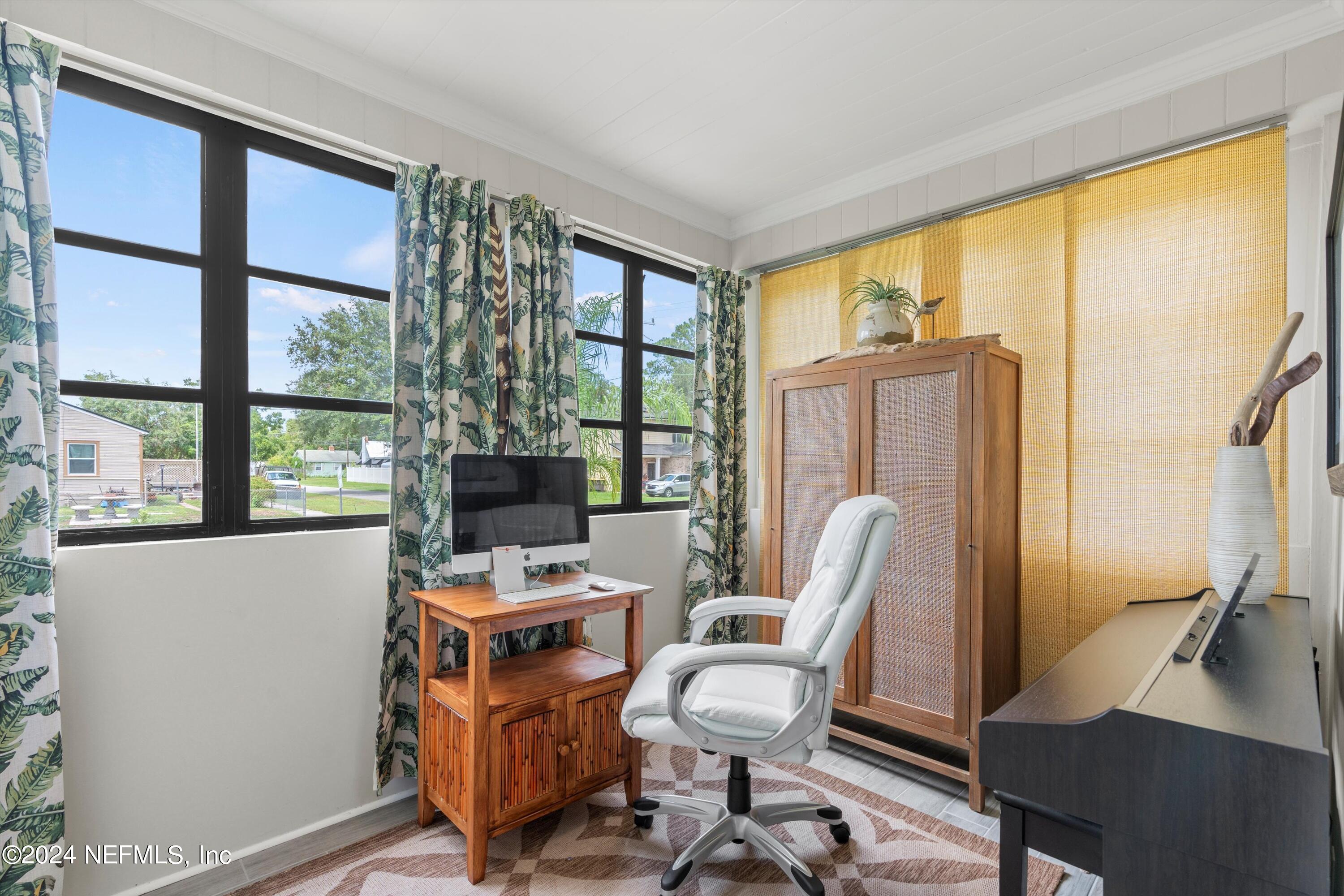 5102 SUNDERLAND Road