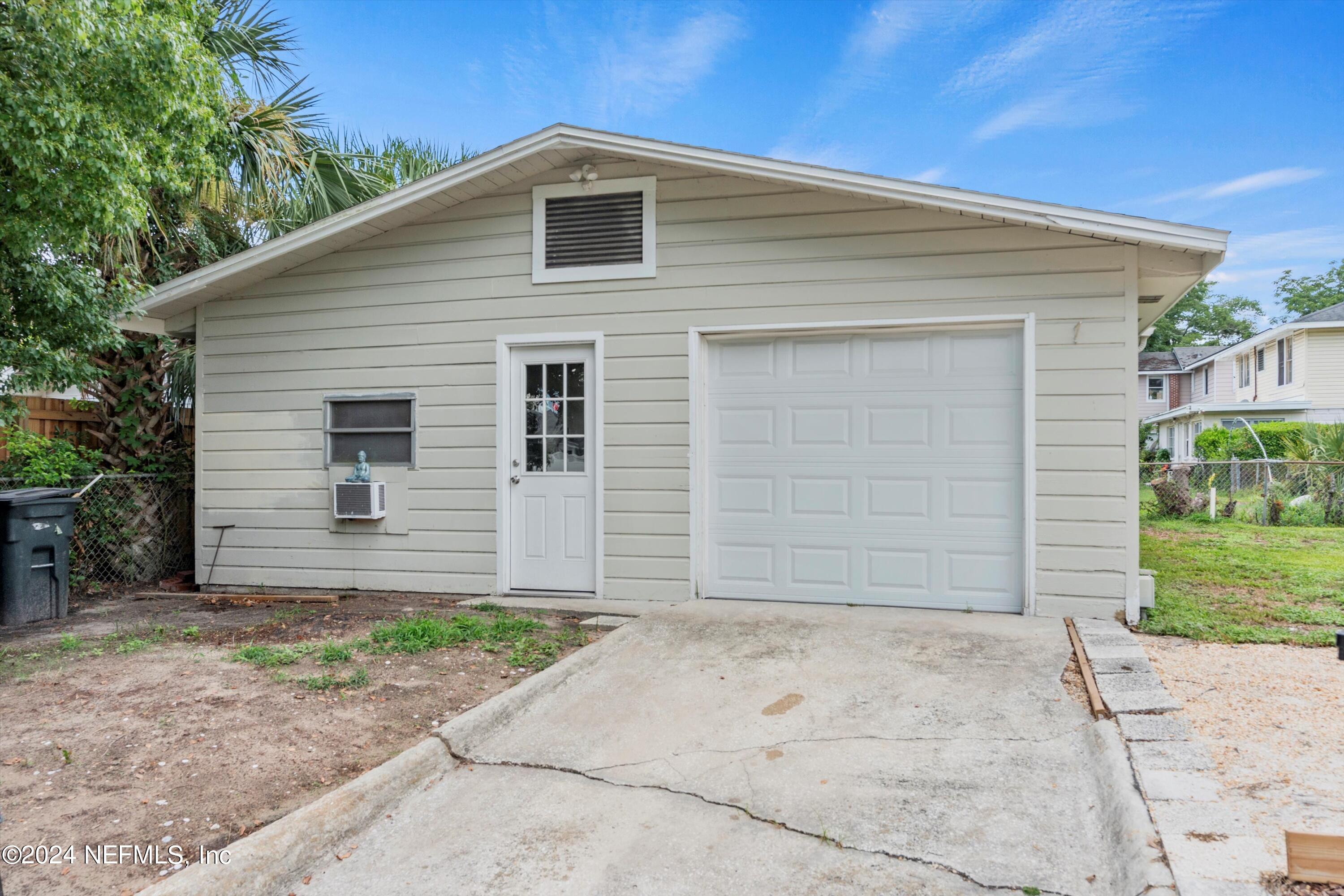 5102 SUNDERLAND Road