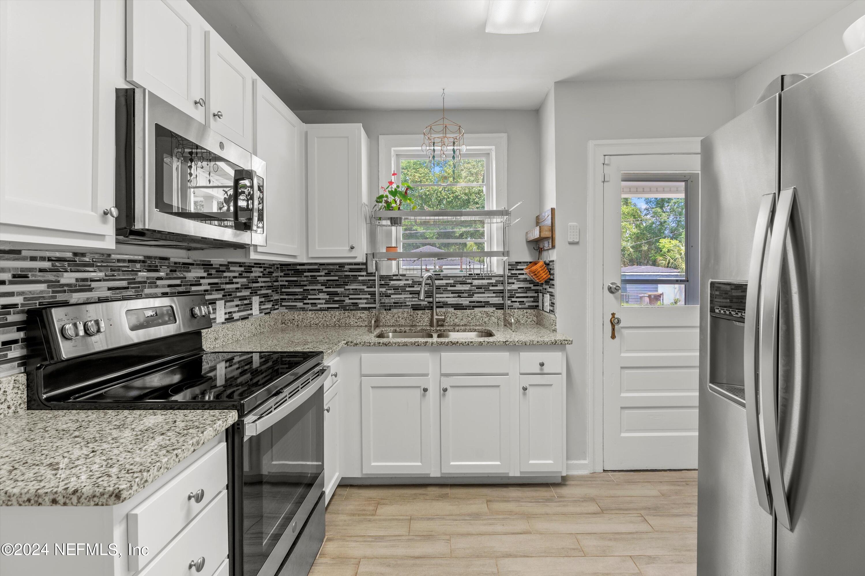 5102 SUNDERLAND Road