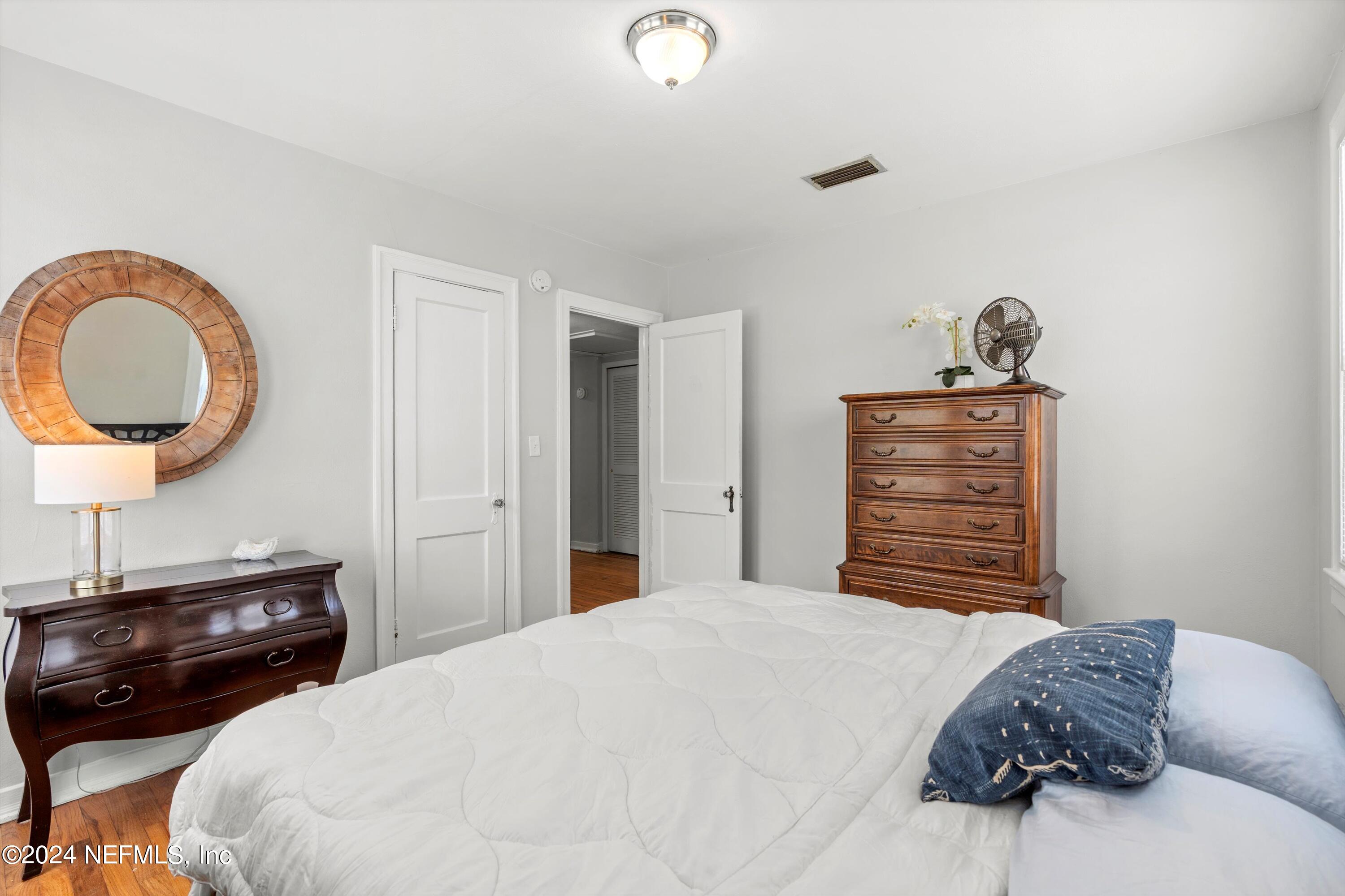 5102 SUNDERLAND Road