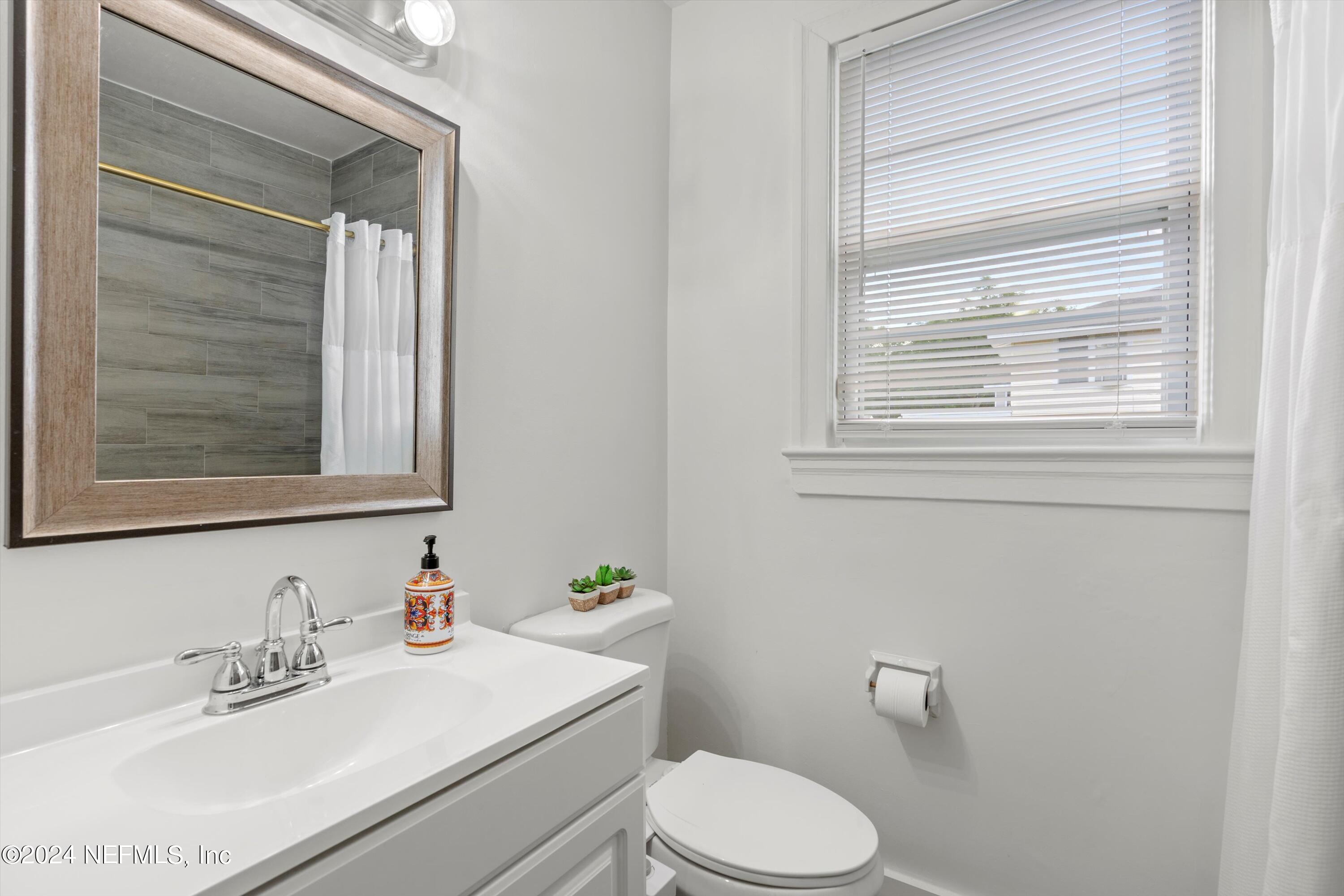 5102 SUNDERLAND Road