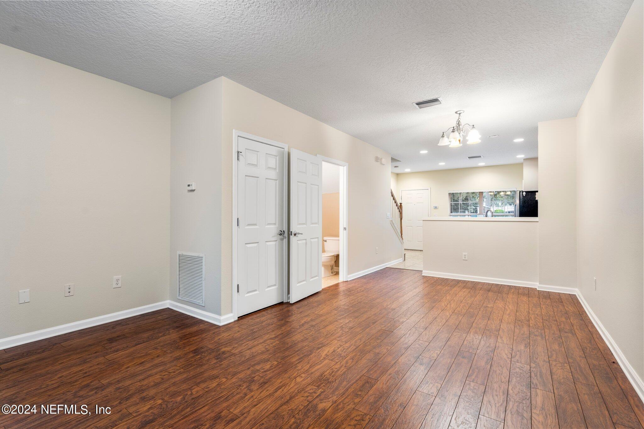 6681 ARCHING BRANCH Circle