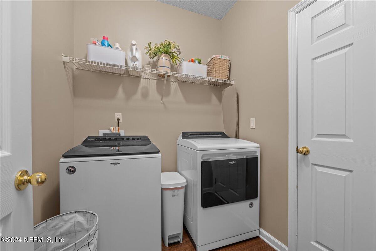 2699 CREEKFRONT Drive