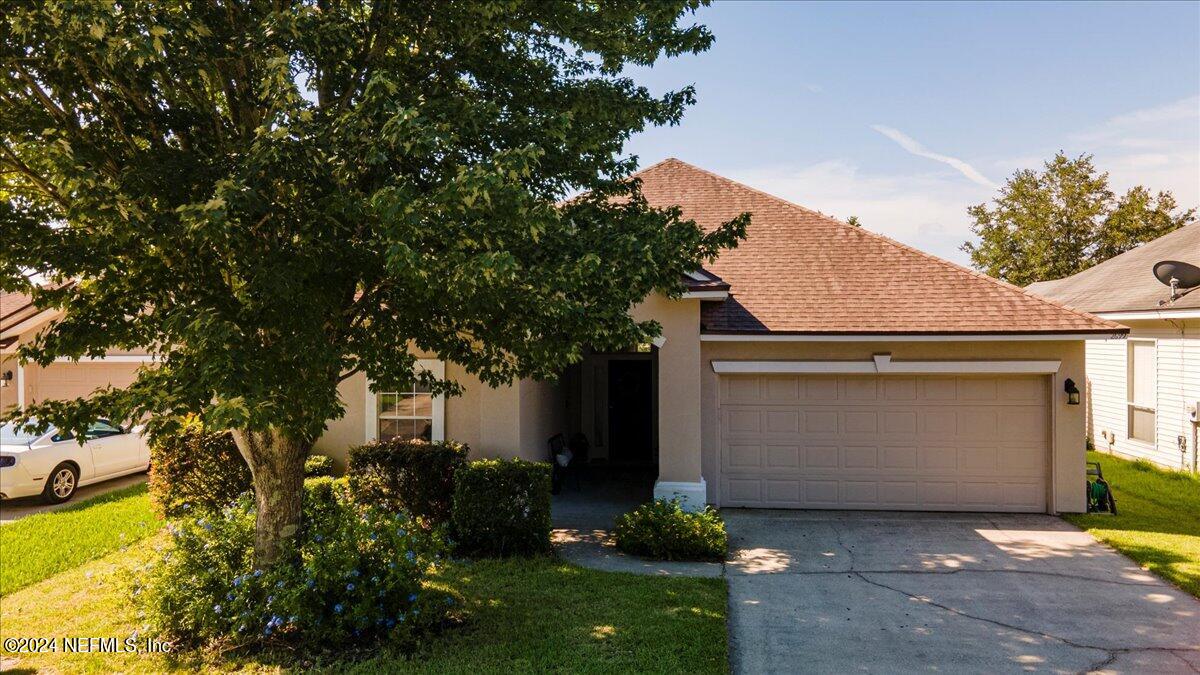 2699 CREEKFRONT Drive