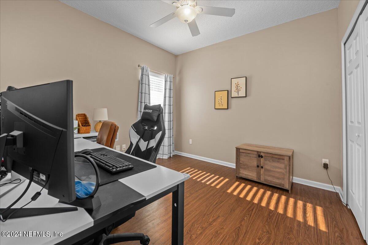 2699 CREEKFRONT Drive