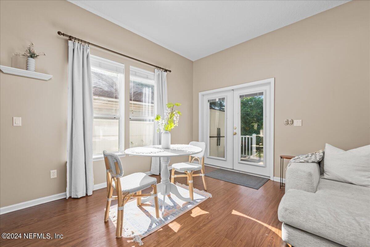 2699 CREEKFRONT Drive