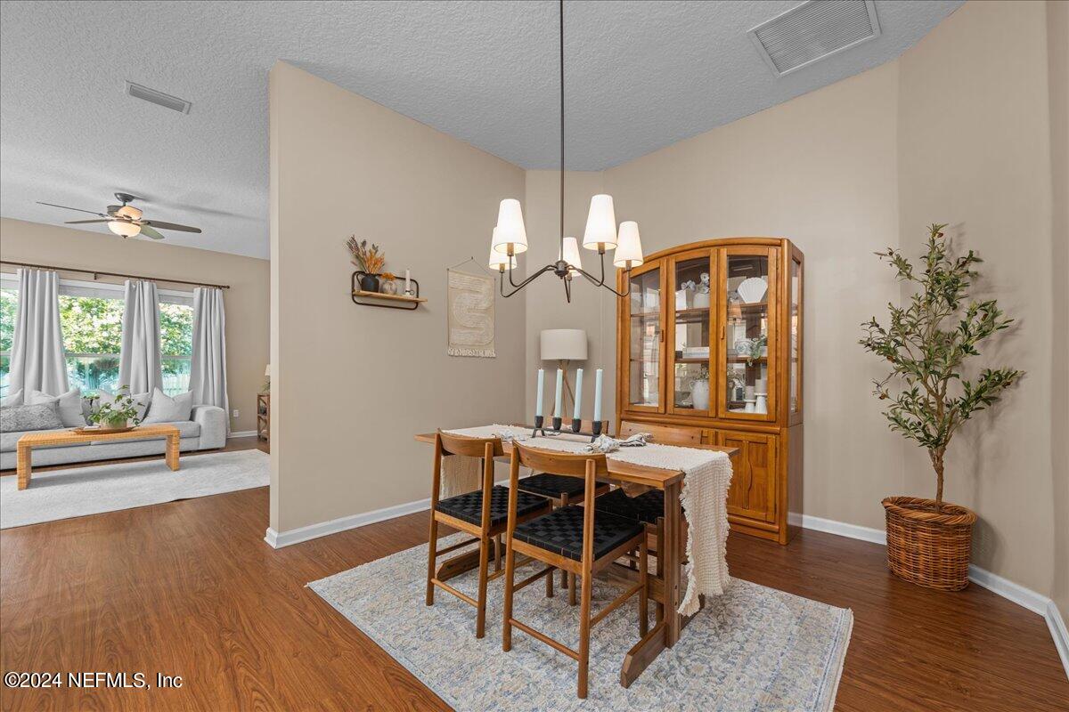 2699 CREEKFRONT Drive